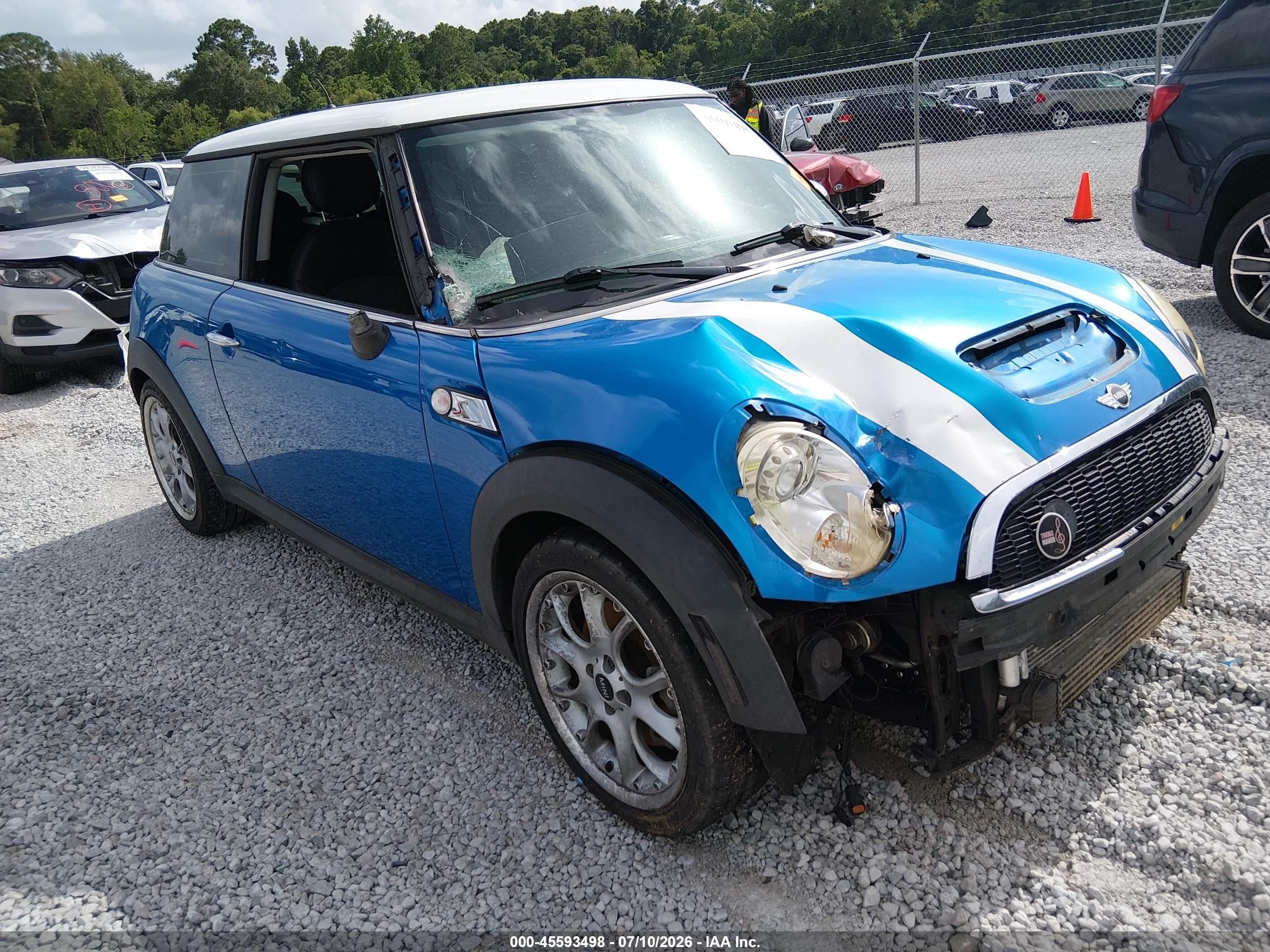 2010 Mini Cooper S   Blue vin: WMWMF7C58ATX41638