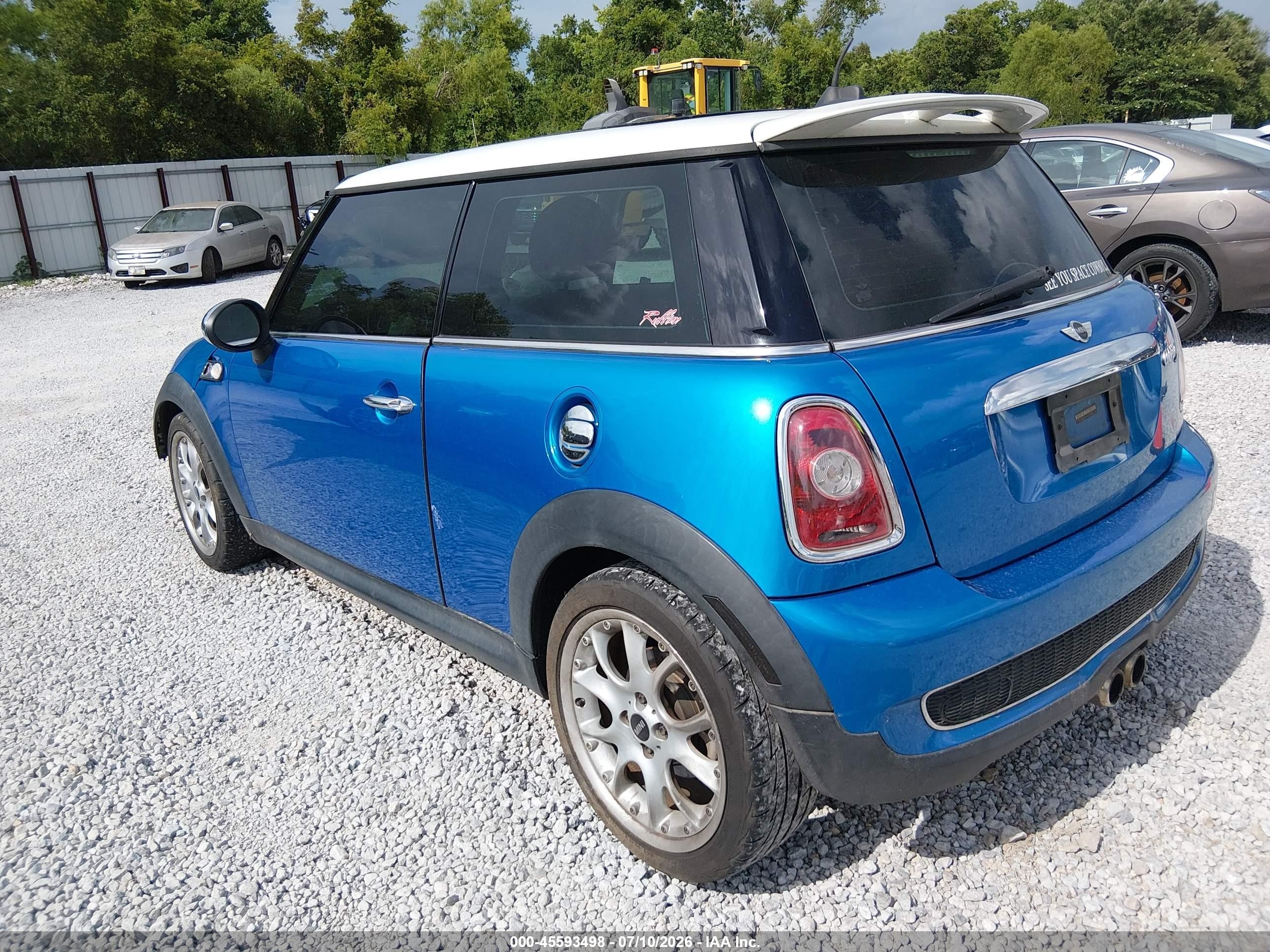 2010 Mini Cooper S   Blue vin: WMWMF7C58ATX41638