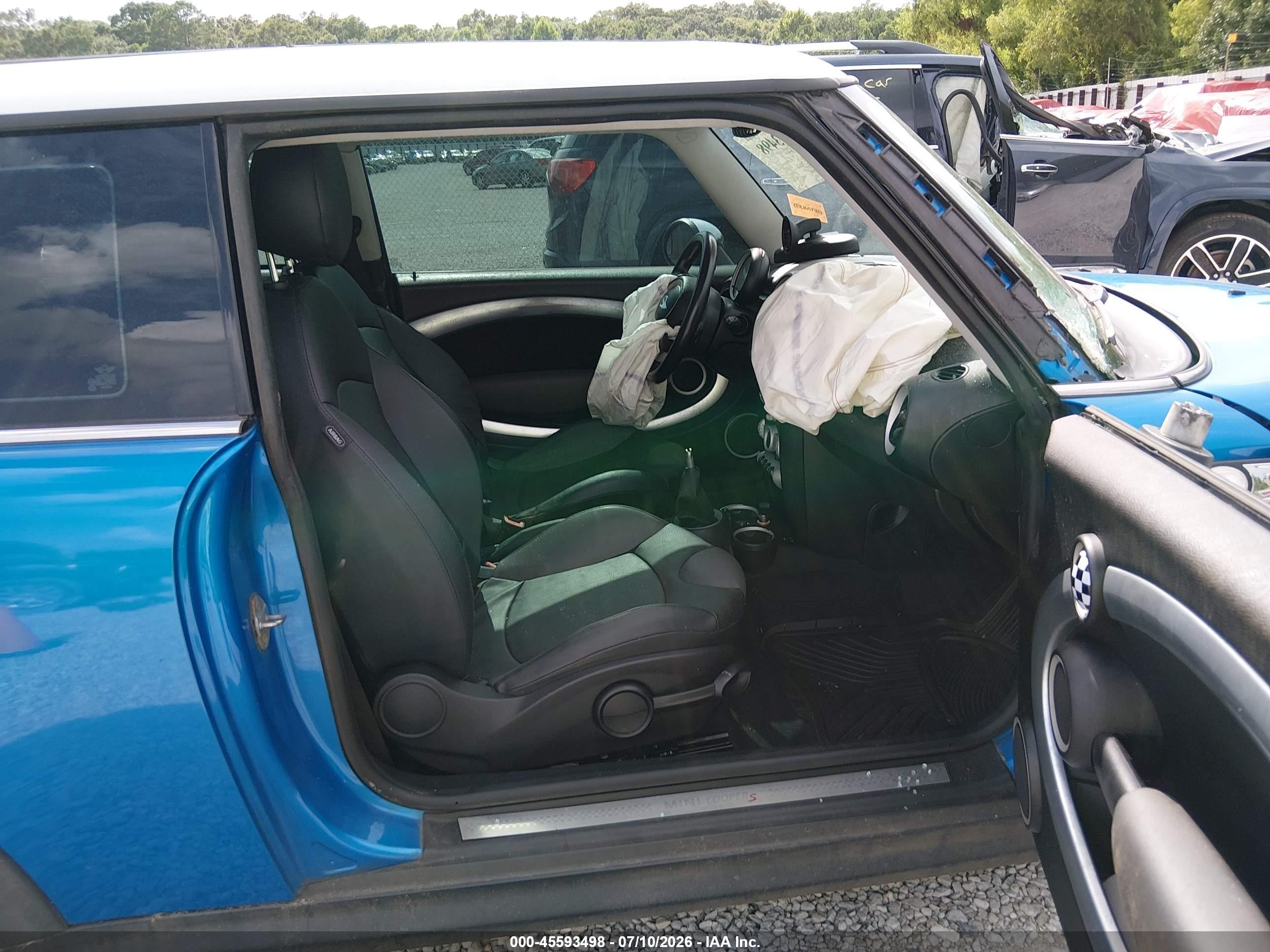 2010 Mini Cooper S   Blue vin: WMWMF7C58ATX41638
