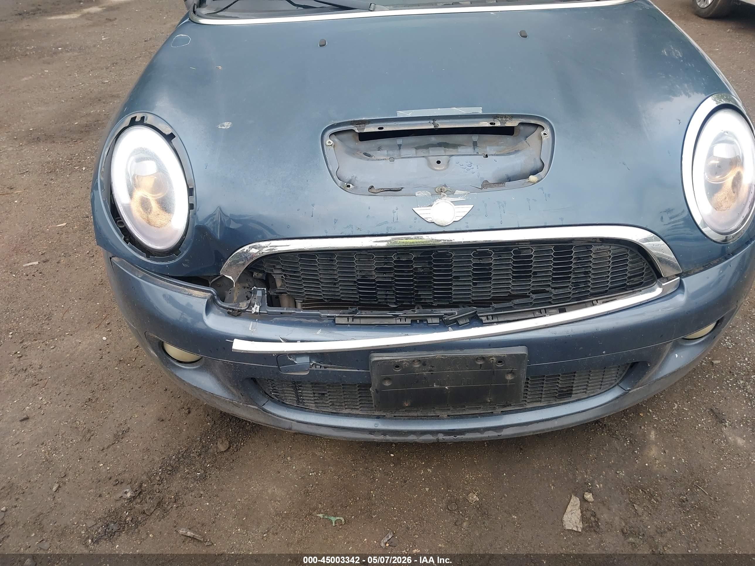2010 Mini Cooper S   Blue vin: WMWMF7C59ATW89601