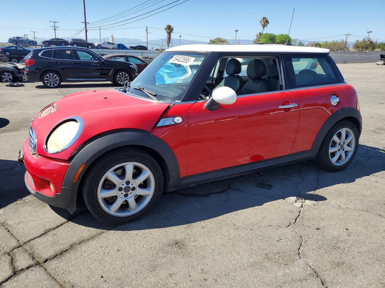 2010 Mini Cooper S Red vin: WMWMF7C59ATW89694