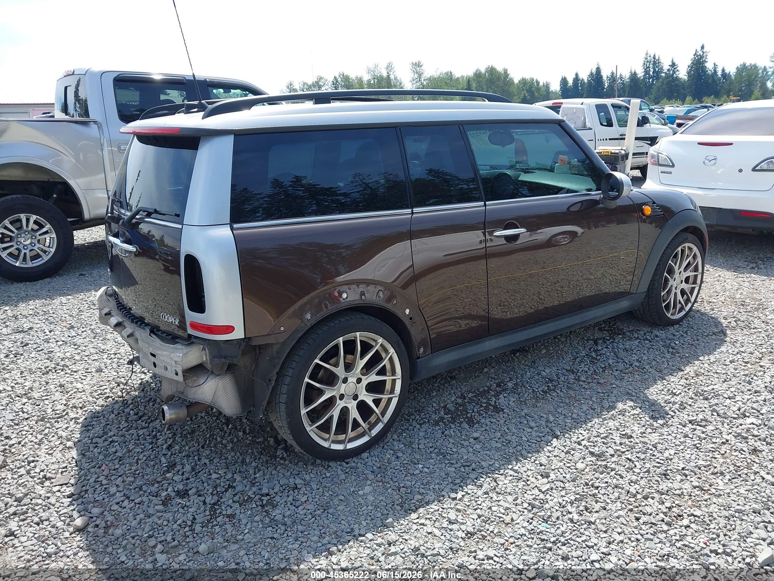 2009 Mini Cooper Clubman   Brown vin: WMWML33549TP98142