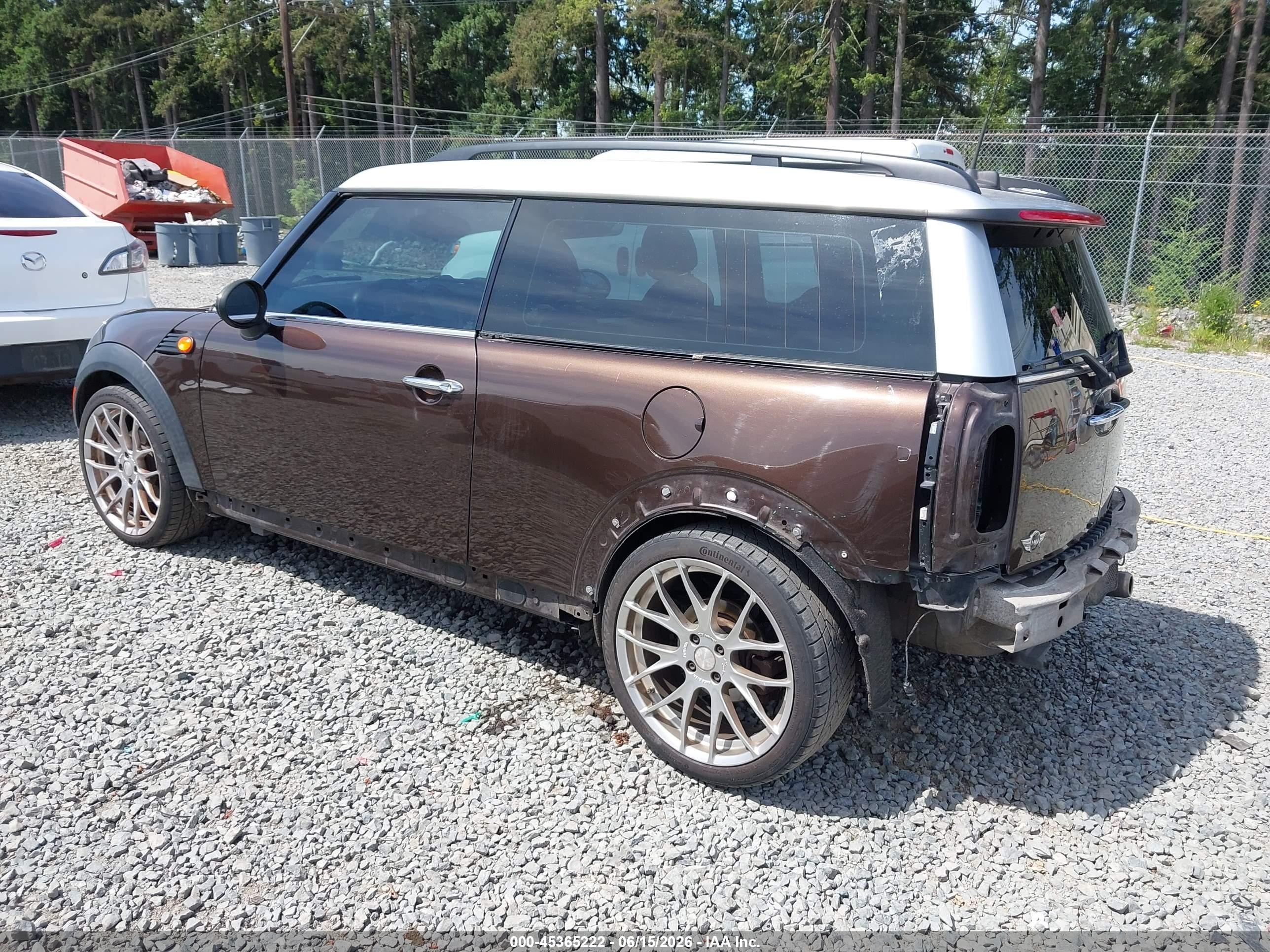 2009 Mini Cooper Clubman   Brown vin: WMWML33549TP98142