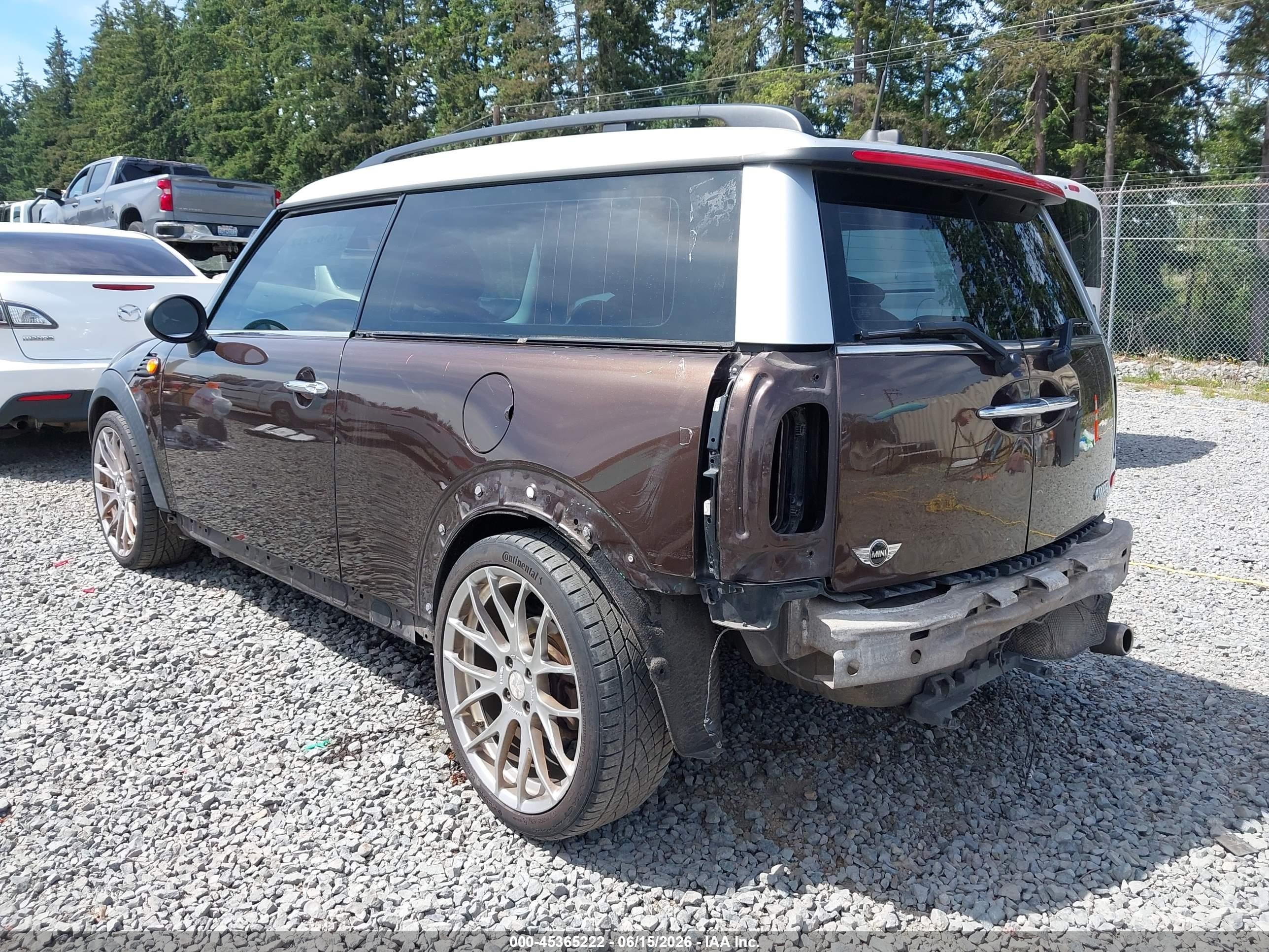 2009 Mini Cooper Clubman   Brown vin: WMWML33549TP98142