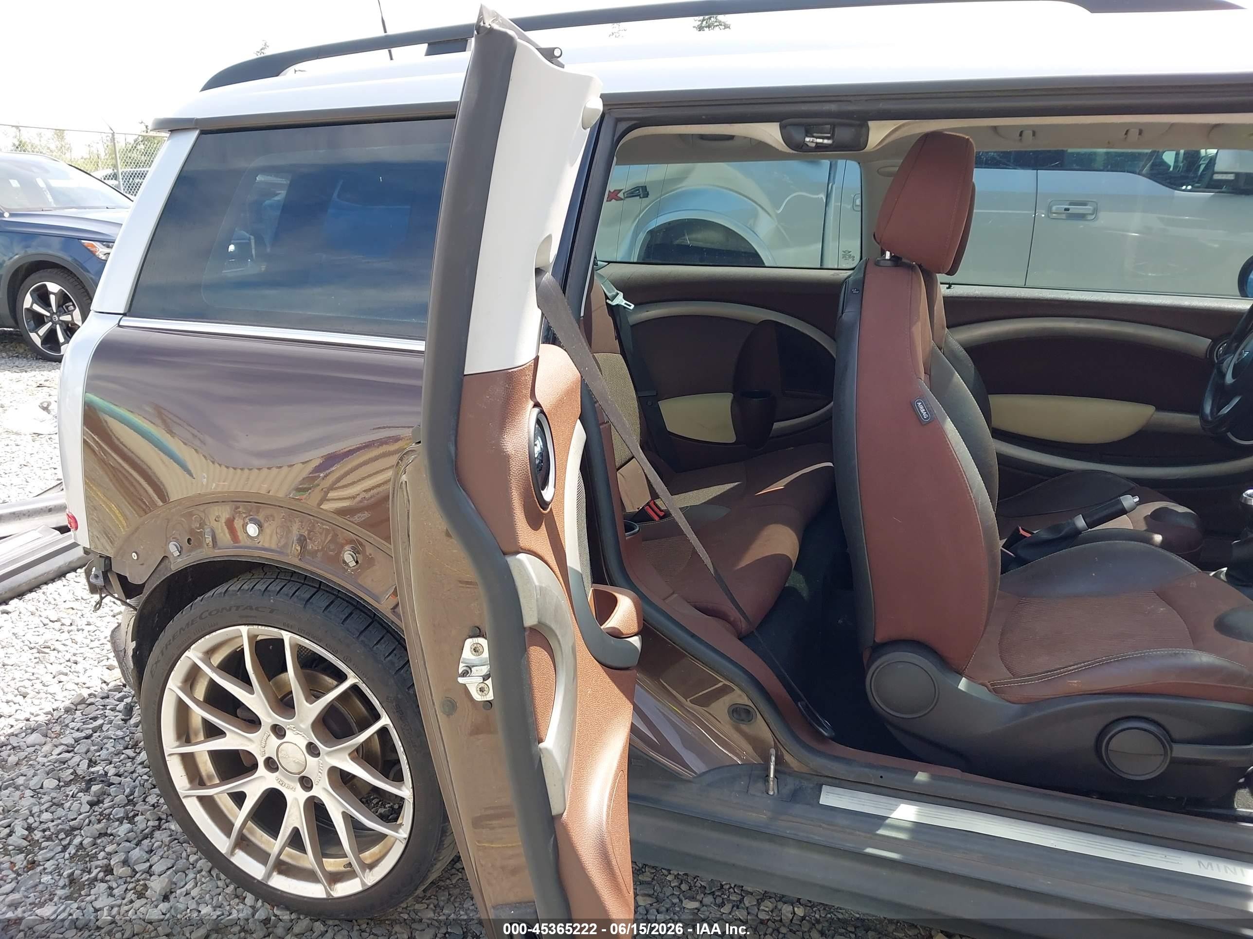 2009 Mini Cooper Clubman   Brown vin: WMWML33549TP98142