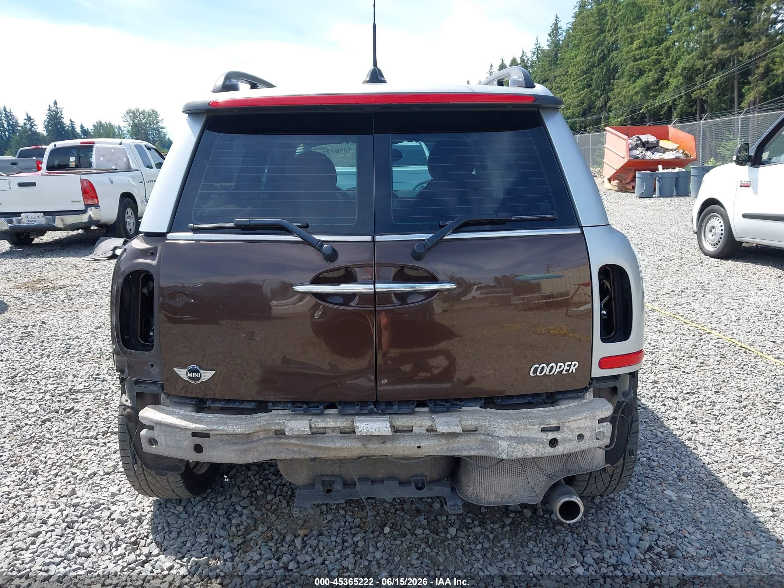 2009 Mini Cooper Clubman   Brown vin: WMWML33549TP98142