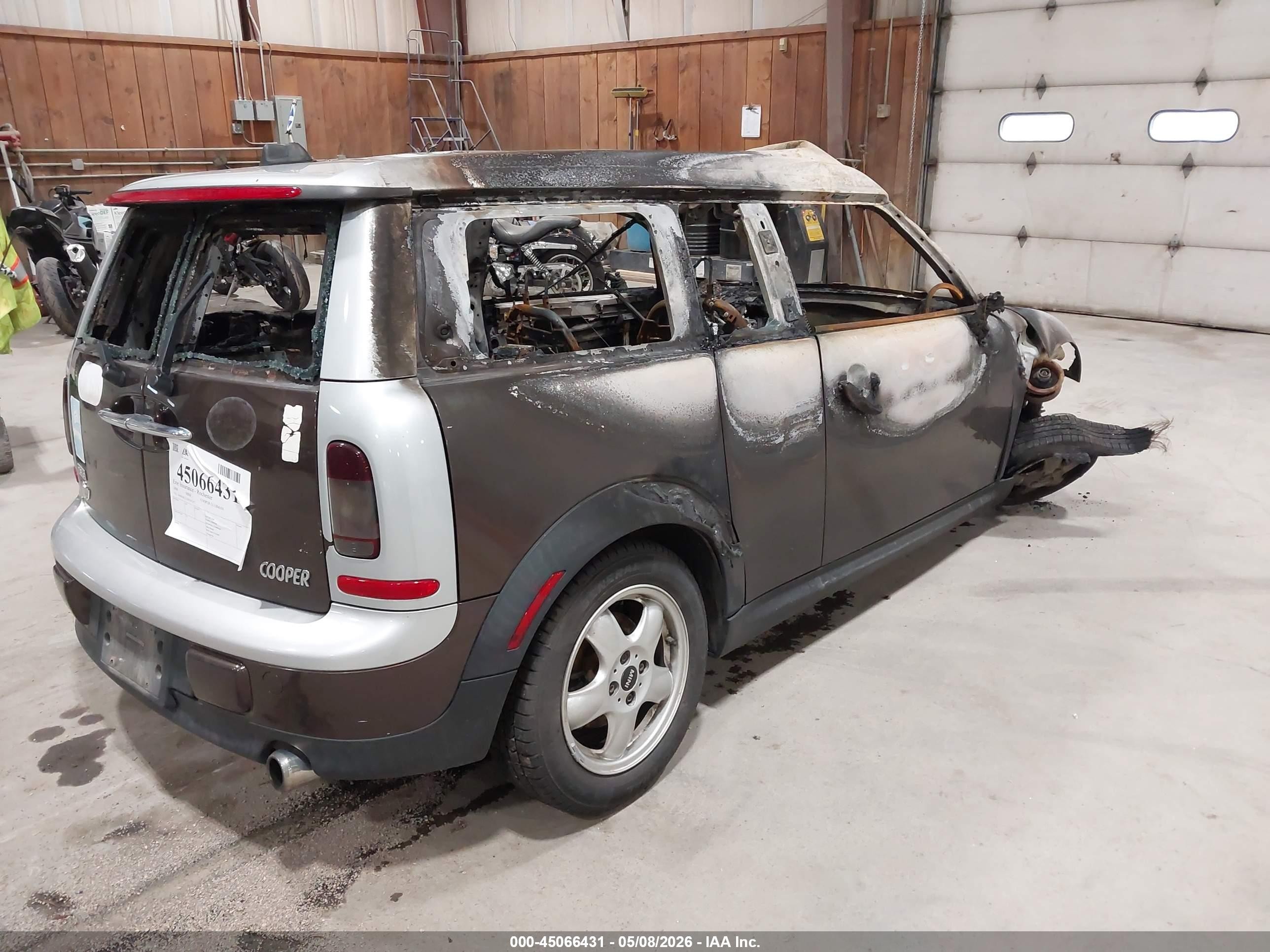 2008 Mini Cooper Clubman   Brown vin: WMWML33558TJ47147