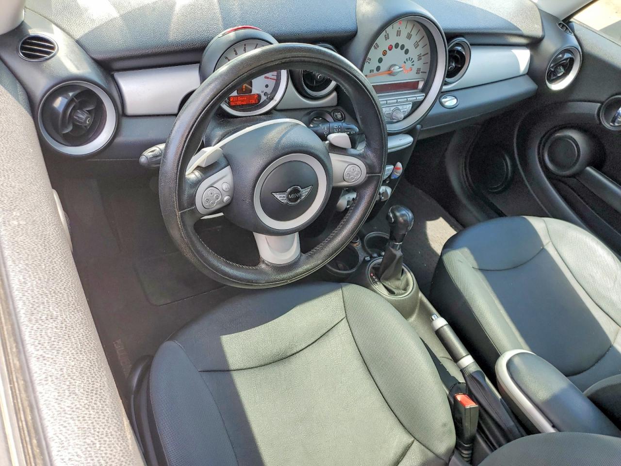 2009 Mini Cooper Clubman Green vin: WMWML33559TX34532