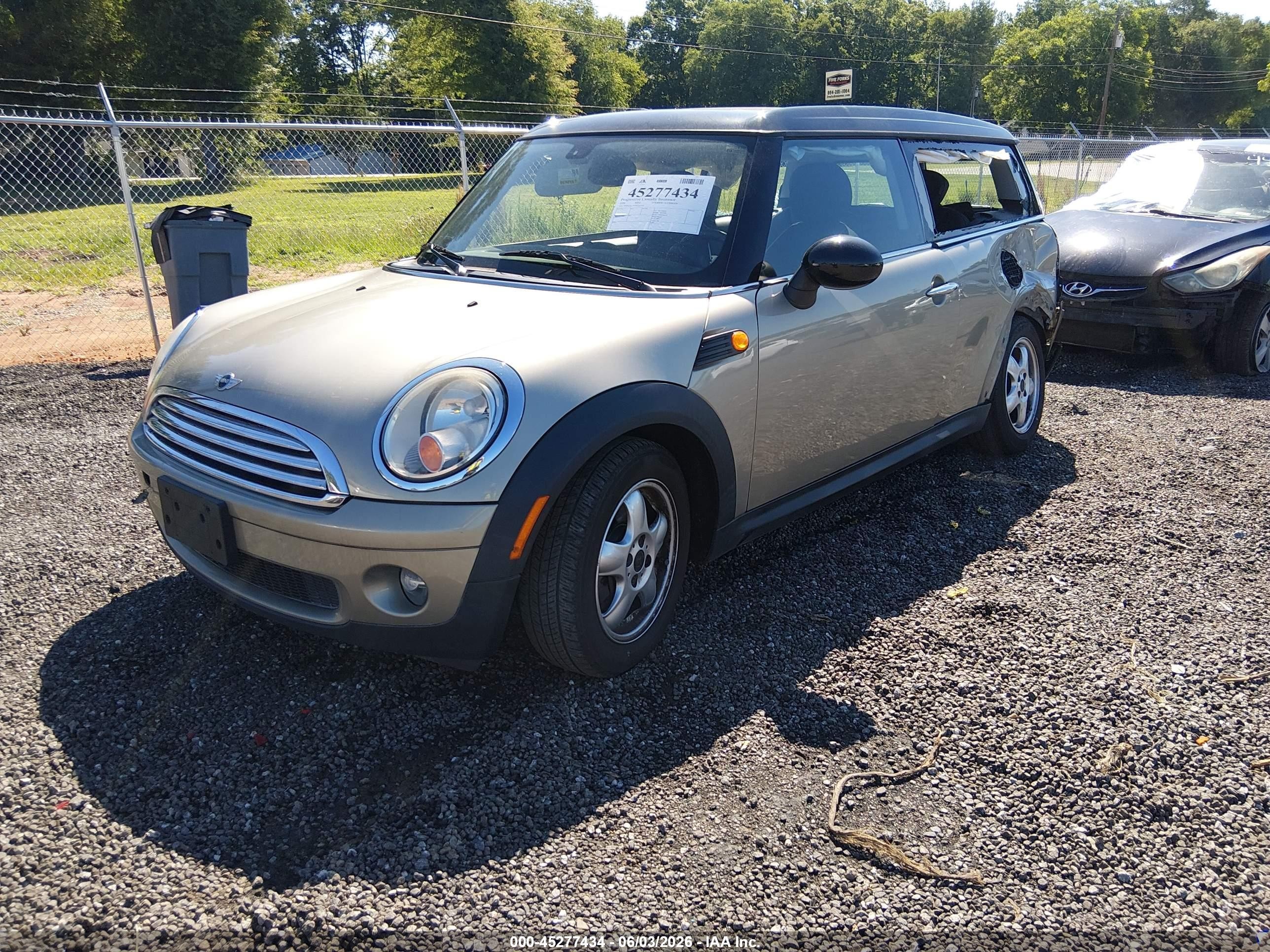2008 Mini Cooper Clubman   Gold vin: WMWML33578TJ47120