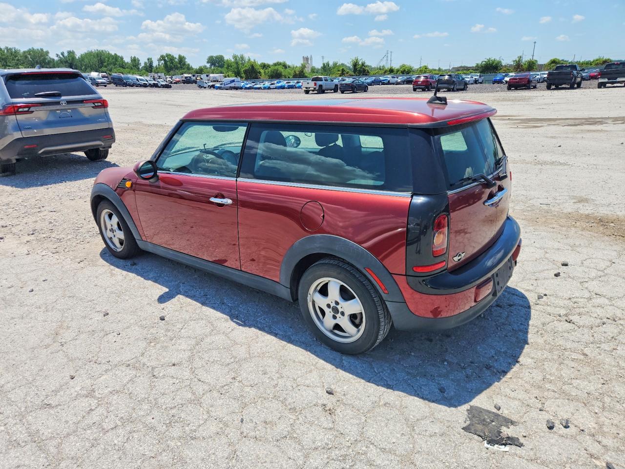 2009 Mini Cooper Clubman Red vin: WMWML33579TP97387