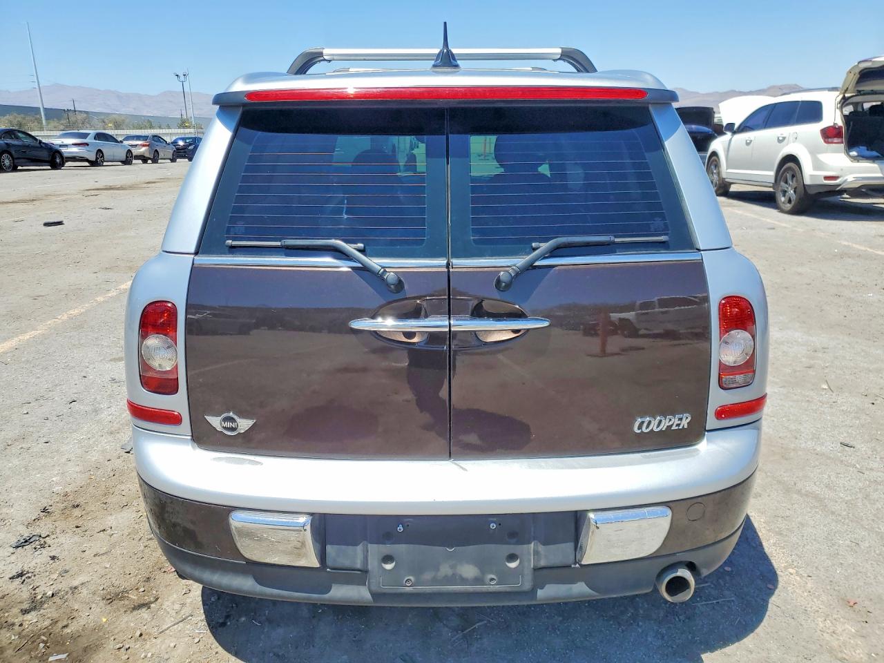 2008 Mini Cooper Clubman Brown vin: WMWML33598TJ46048