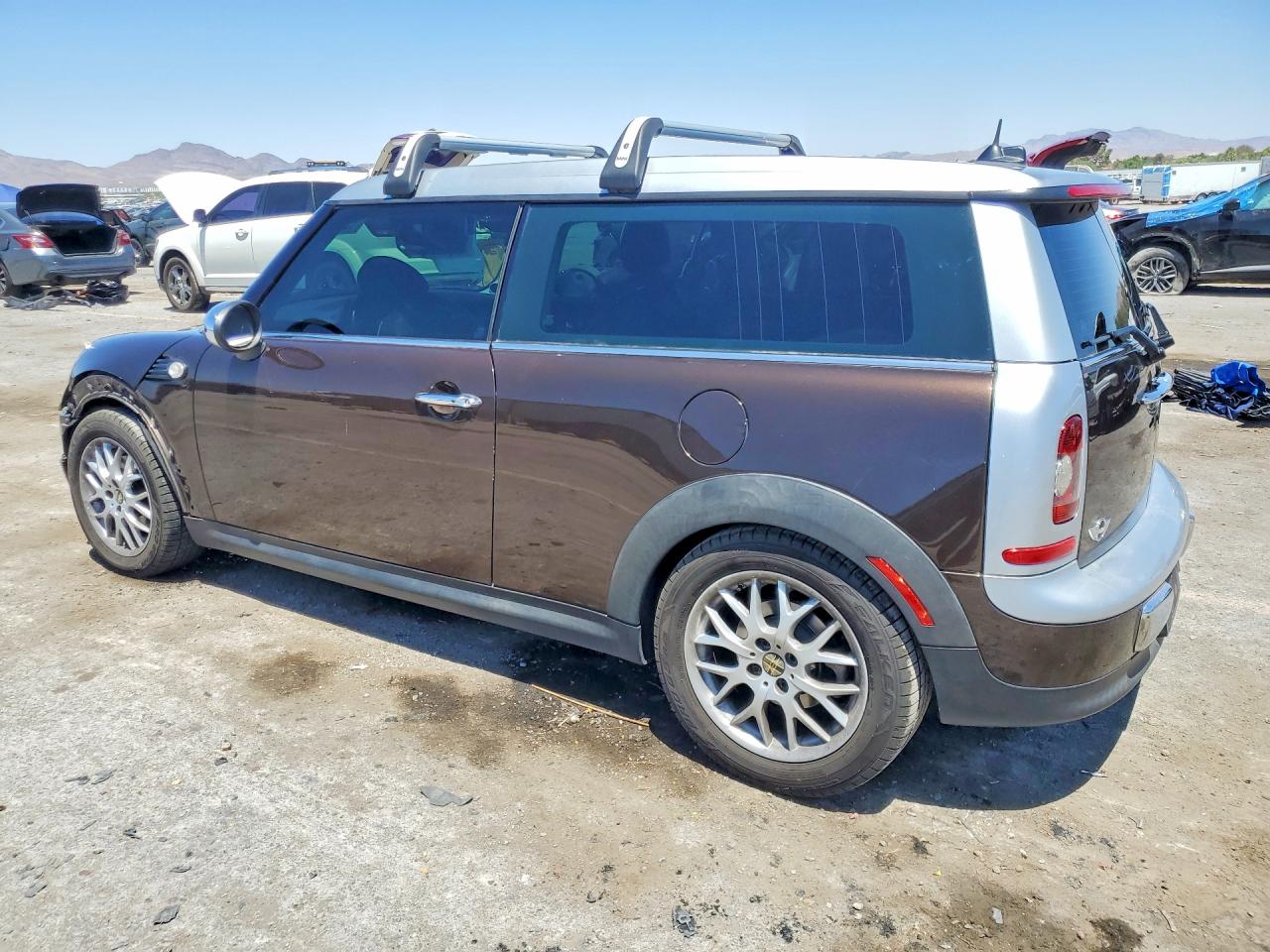 2008 Mini Cooper Clubman Brown vin: WMWML33598TJ46048