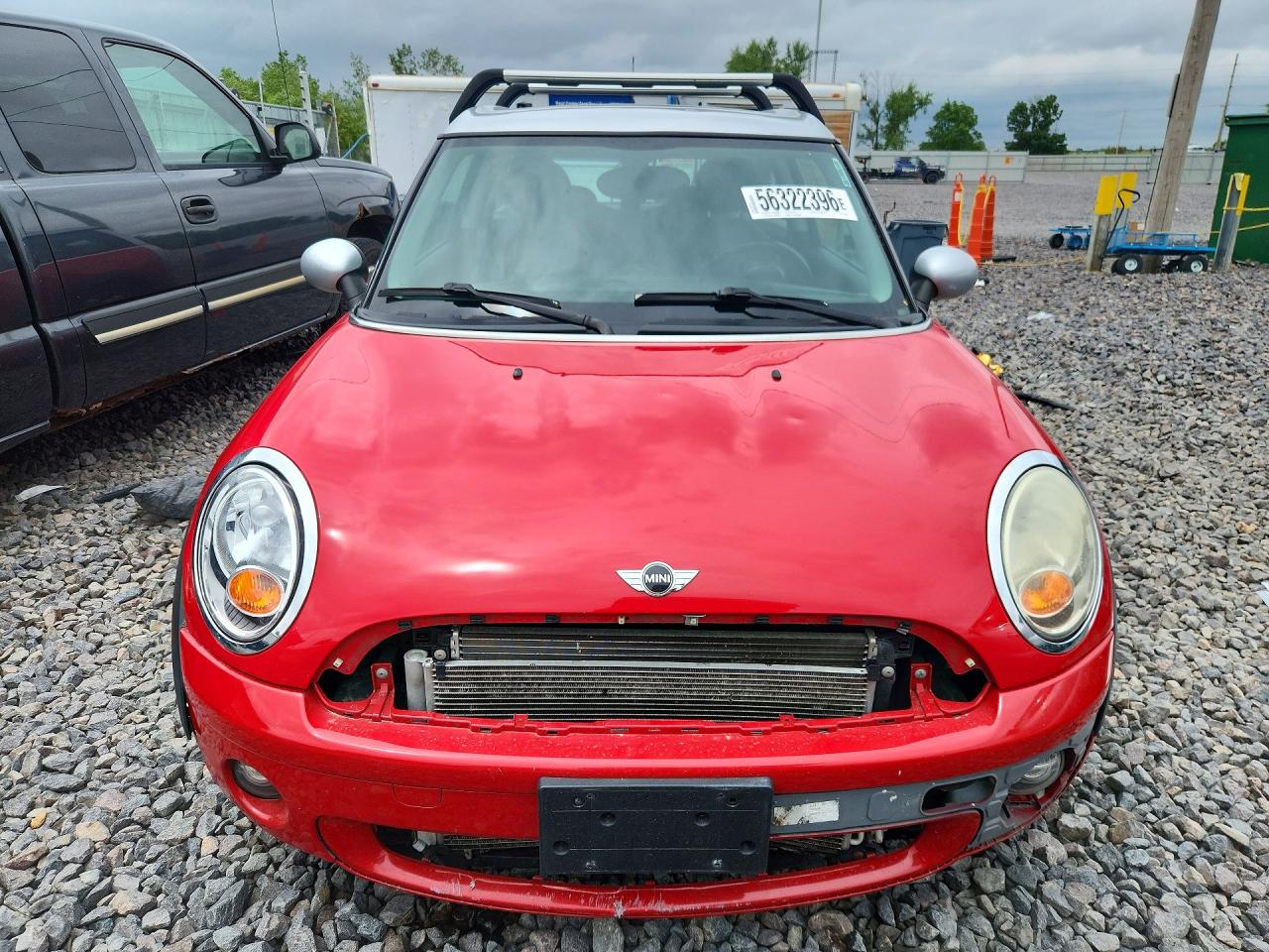 2010 Mini Cooper Clubman Red vin: WMWML3C51ATX37058