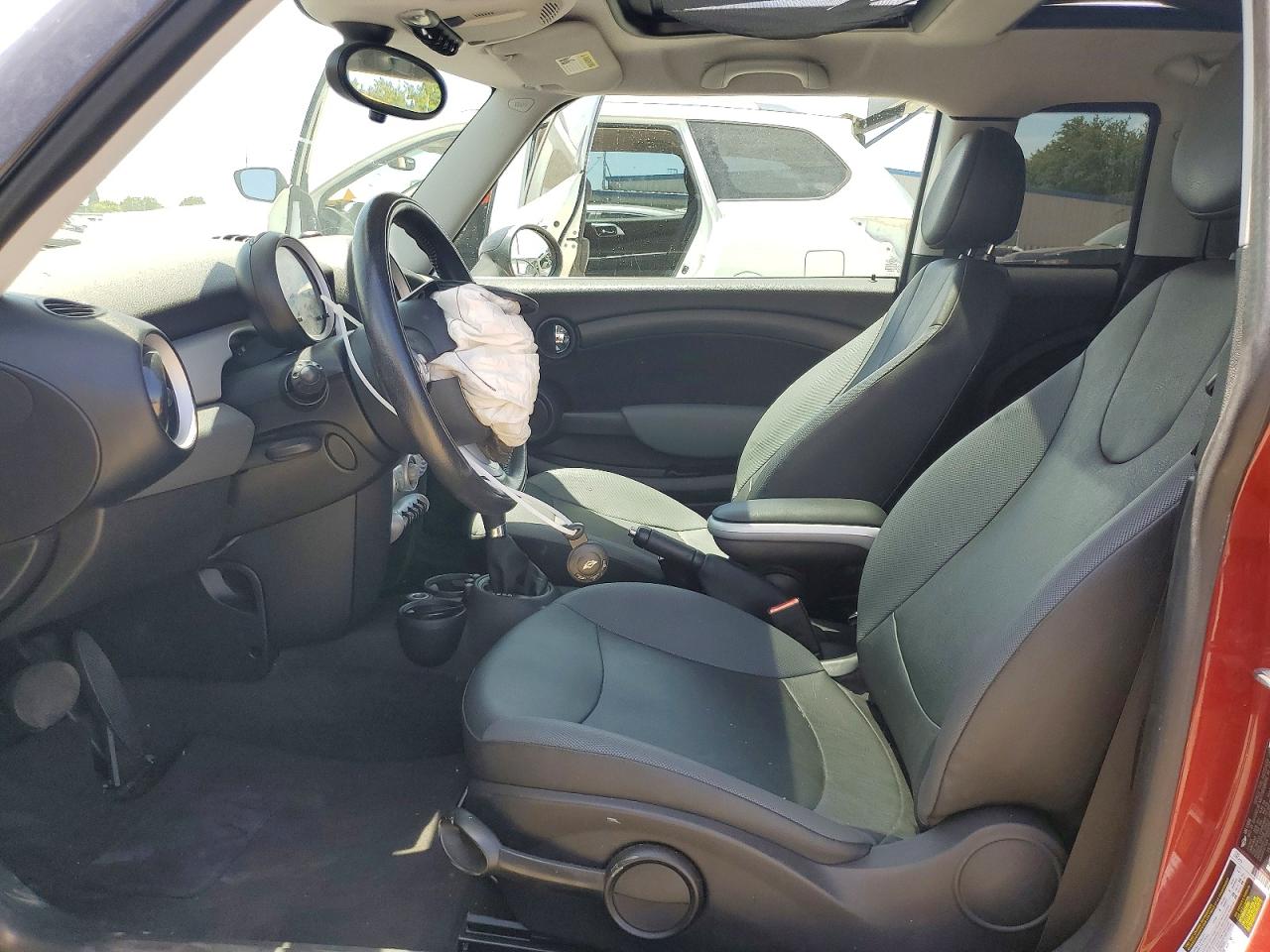 2010 Mini Cooper Clubman Brown vin: WMWML3C51ATX38680