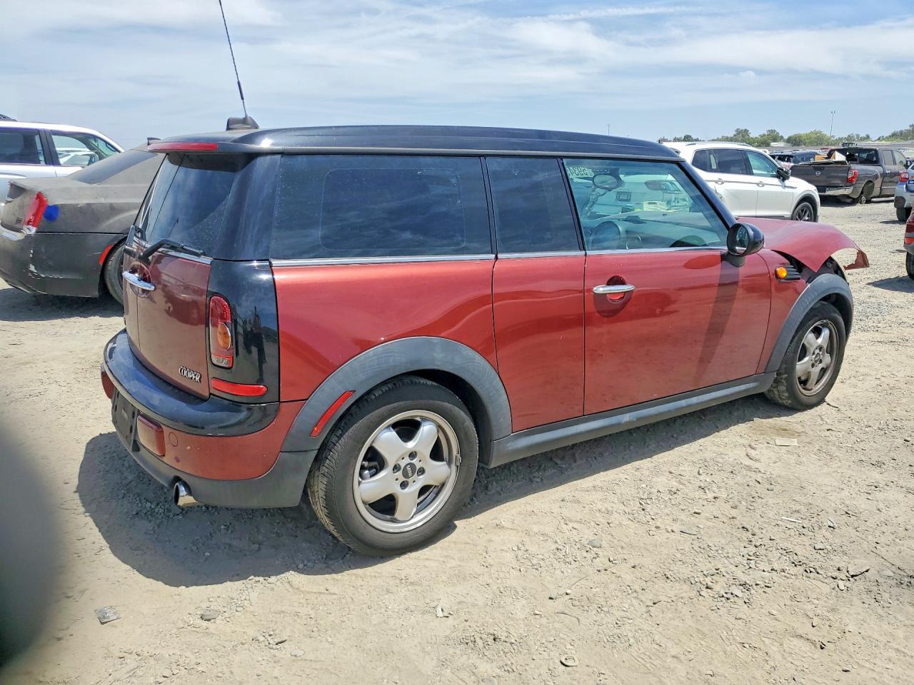 2010 Mini Cooper Clubman Brown vin: WMWML3C51ATX38680