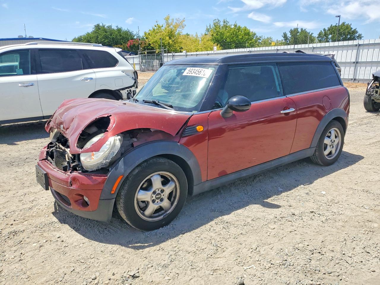 2010 Mini Cooper Clubman Brown vin: WMWML3C51ATX38680