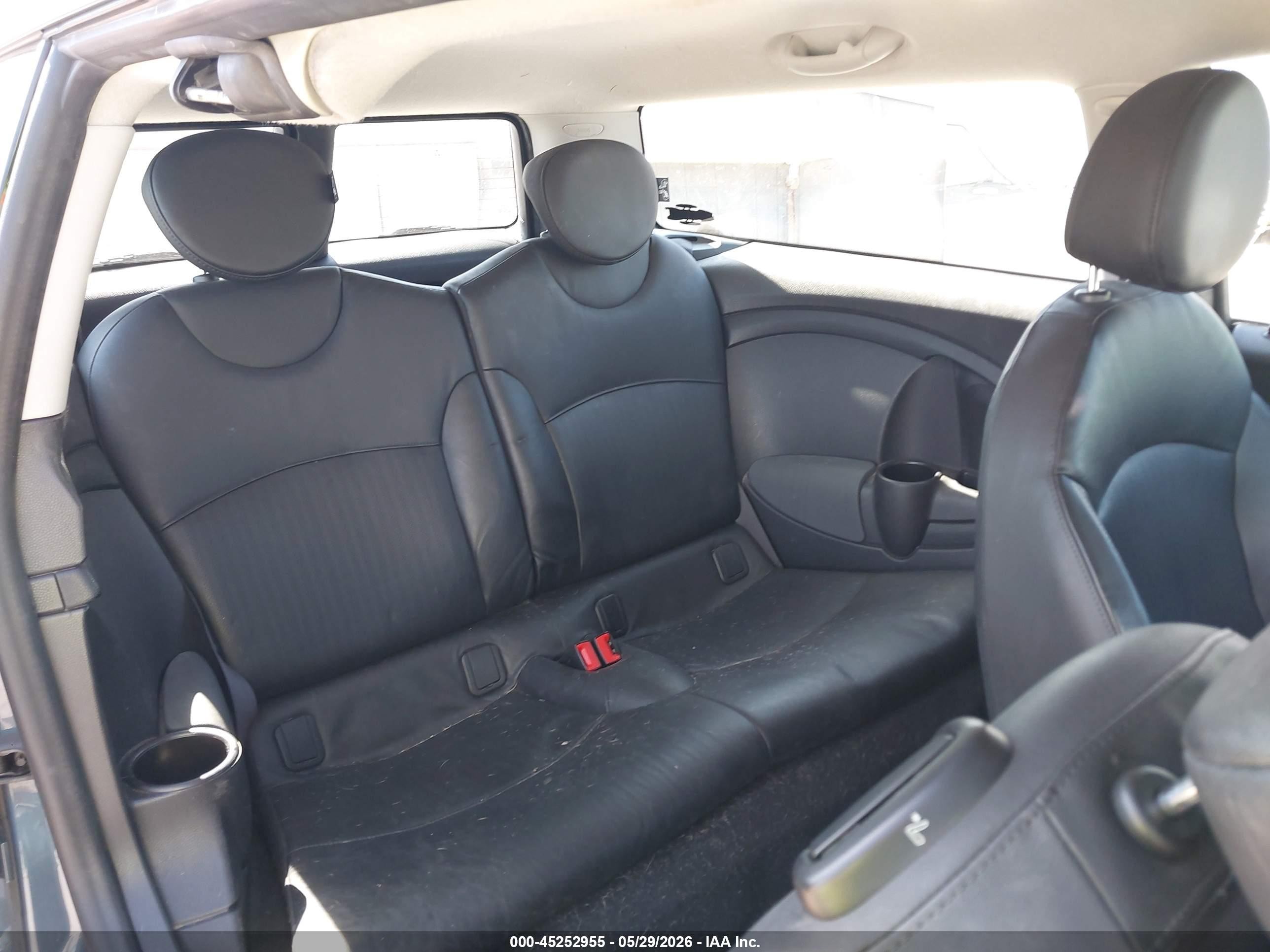 2010 Mini Cooper Clubman   Blue vin: WMWML3C52ATX51535