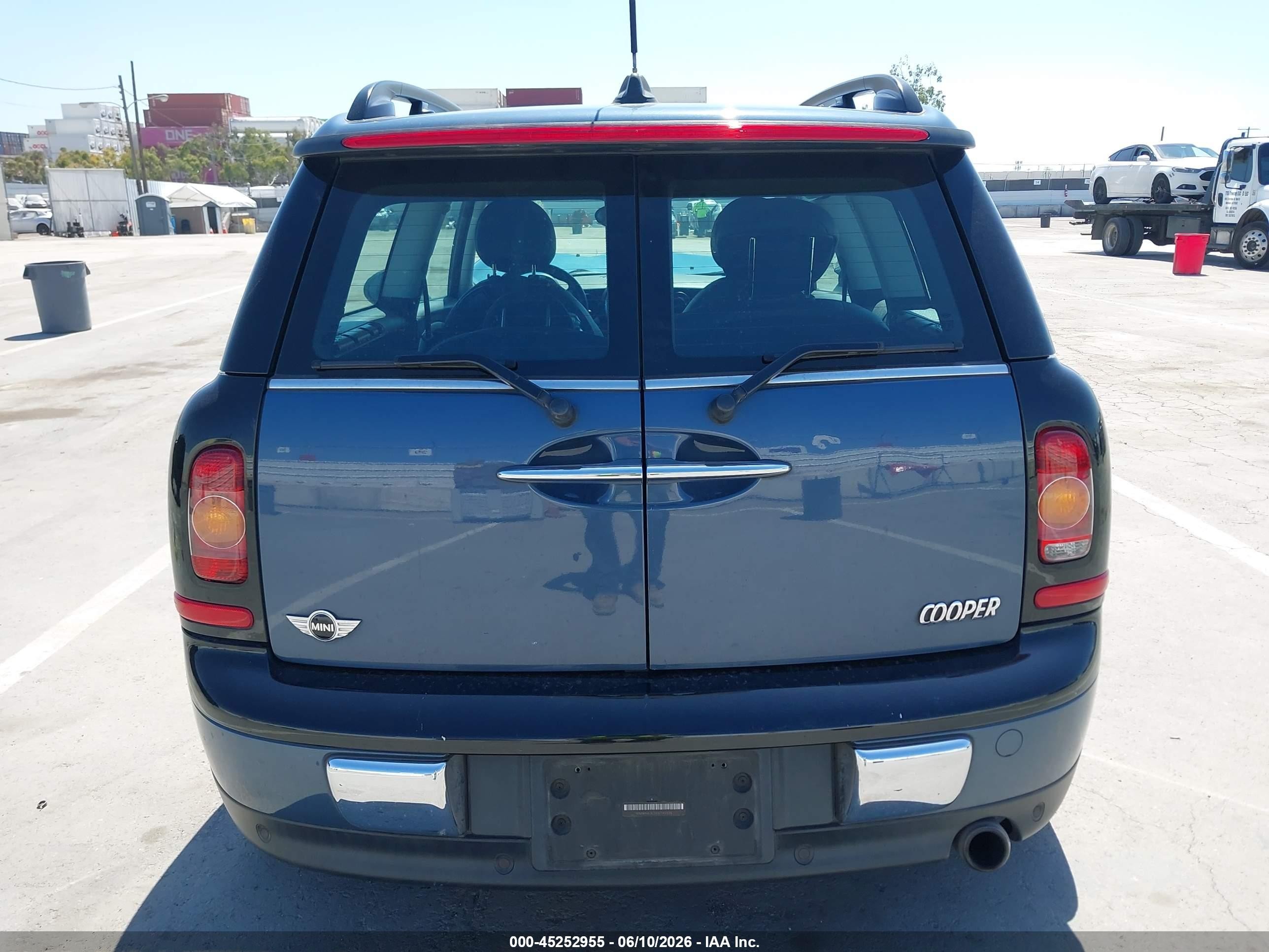 2010 Mini Cooper Clubman   Blue vin: WMWML3C52ATX51535
