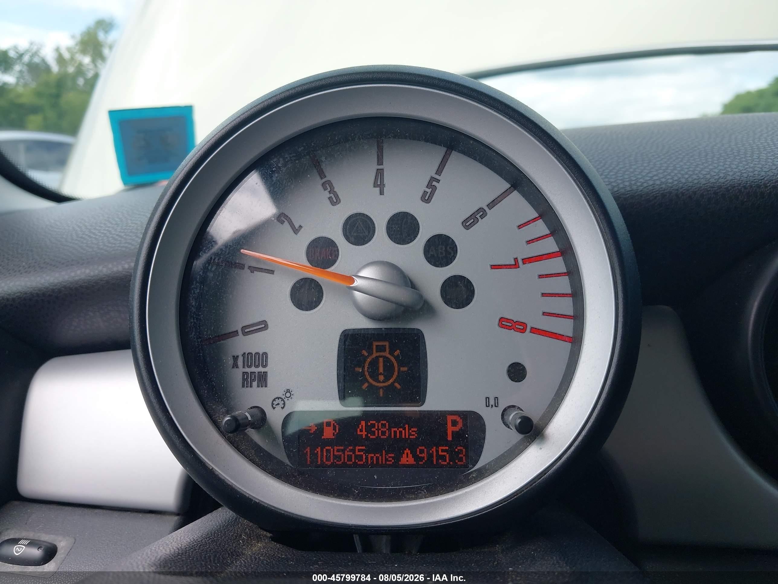 2010 Mini Cooper Clubman   Желто-коричневый vin: WMWML3C53ATX38101