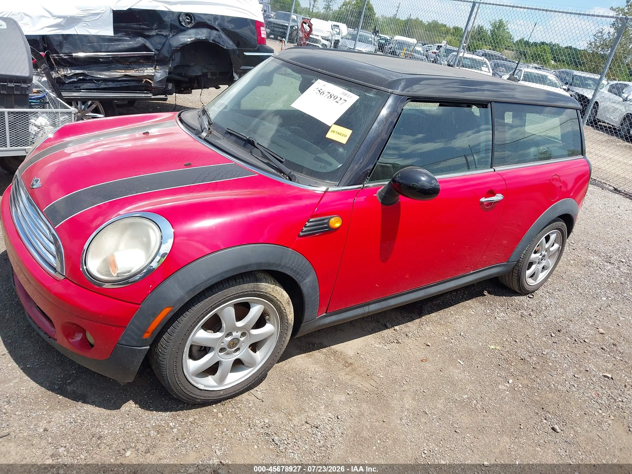 2010 Mini Cooper Clubman   Red vin: WMWML3C56ATX51649