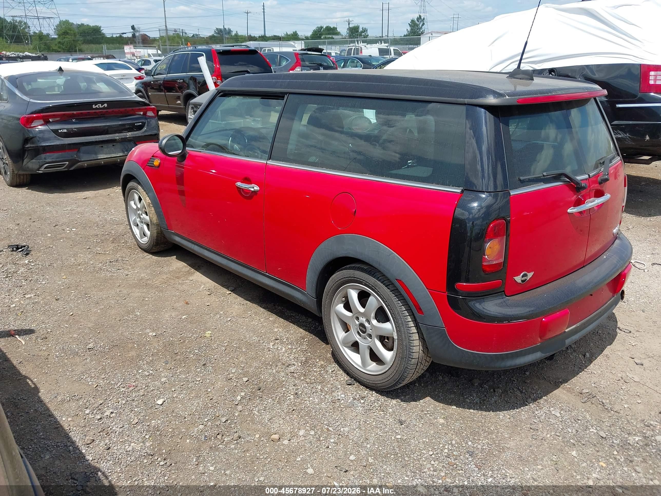 2010 Mini Cooper Clubman   Red vin: WMWML3C56ATX51649
