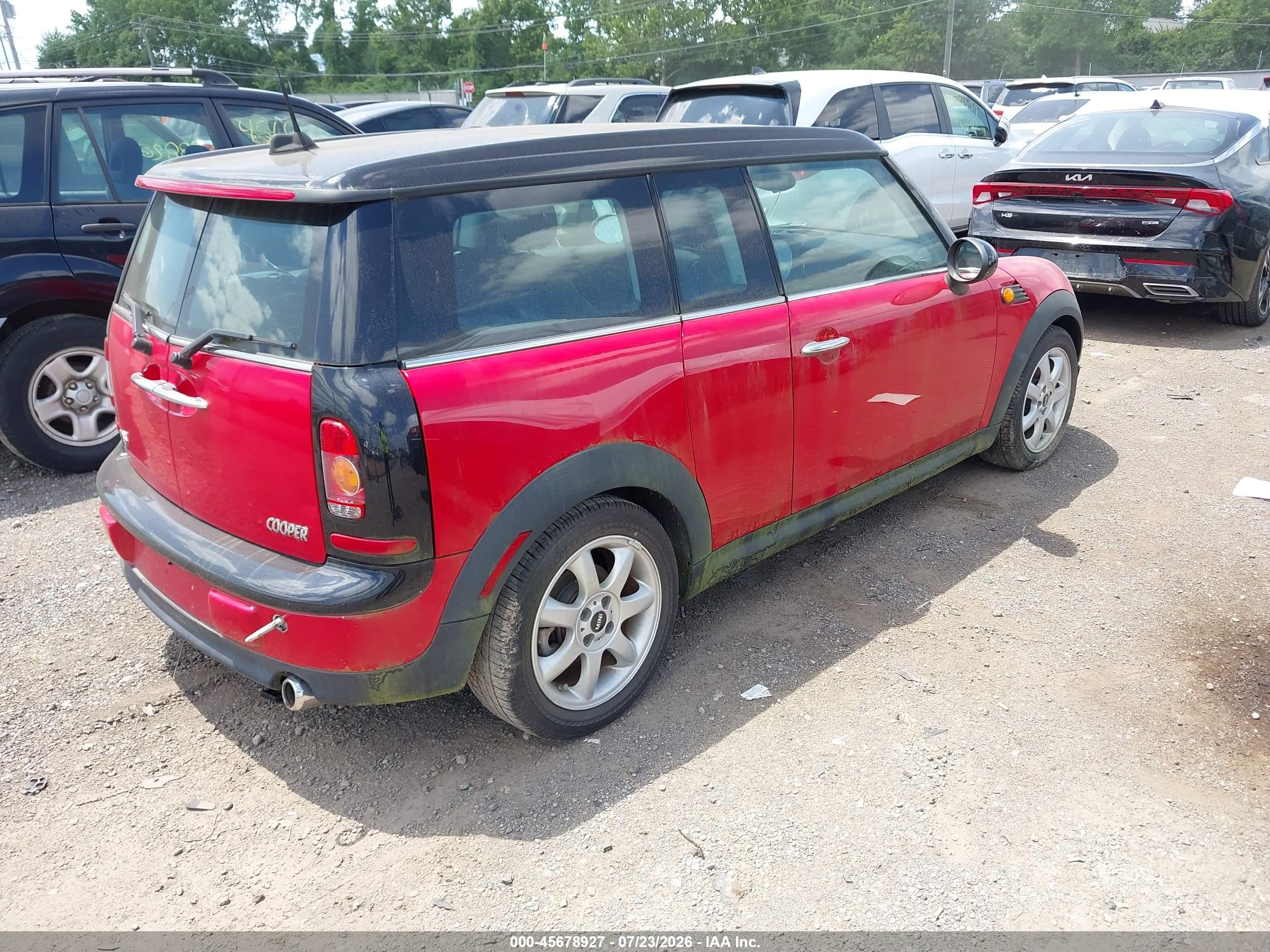 2010 Mini Cooper Clubman   Red vin: WMWML3C56ATX51649