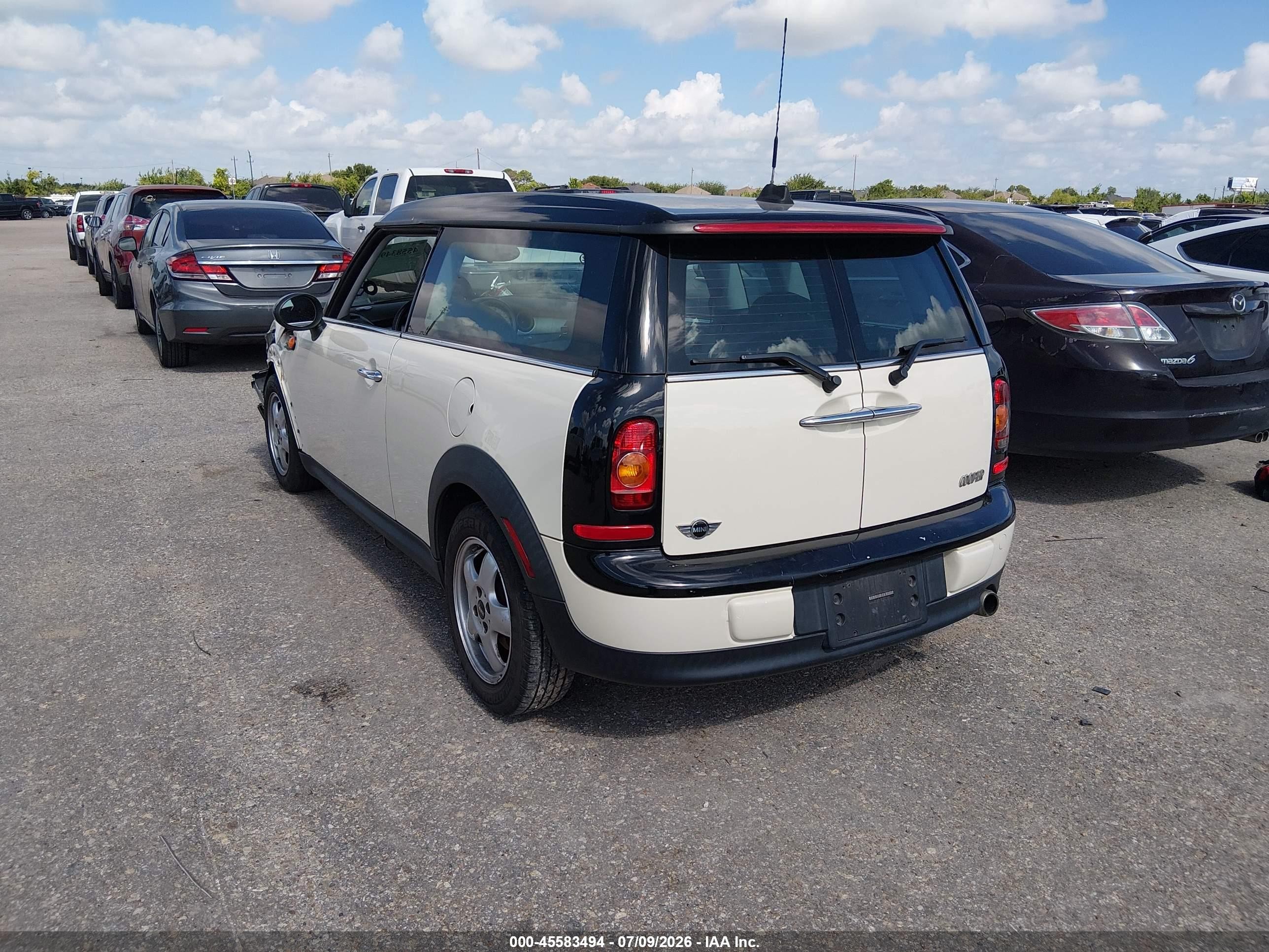 2010 Mini Cooper Clubman   Кремовый vin: WMWML3C5XATX38869