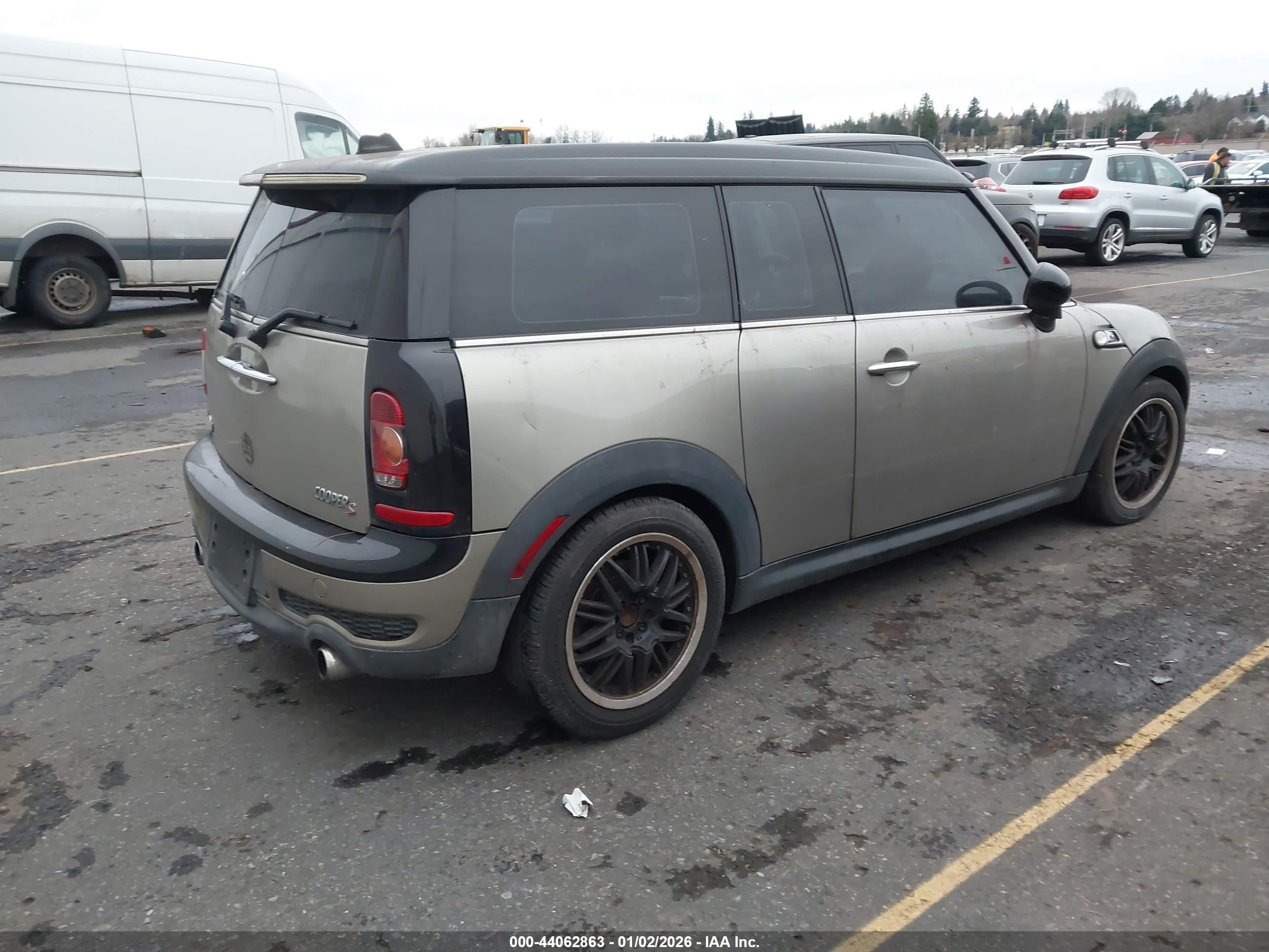 2008 Mini Cooper S Clubman   Gold vin: WMWMM33508TP89336