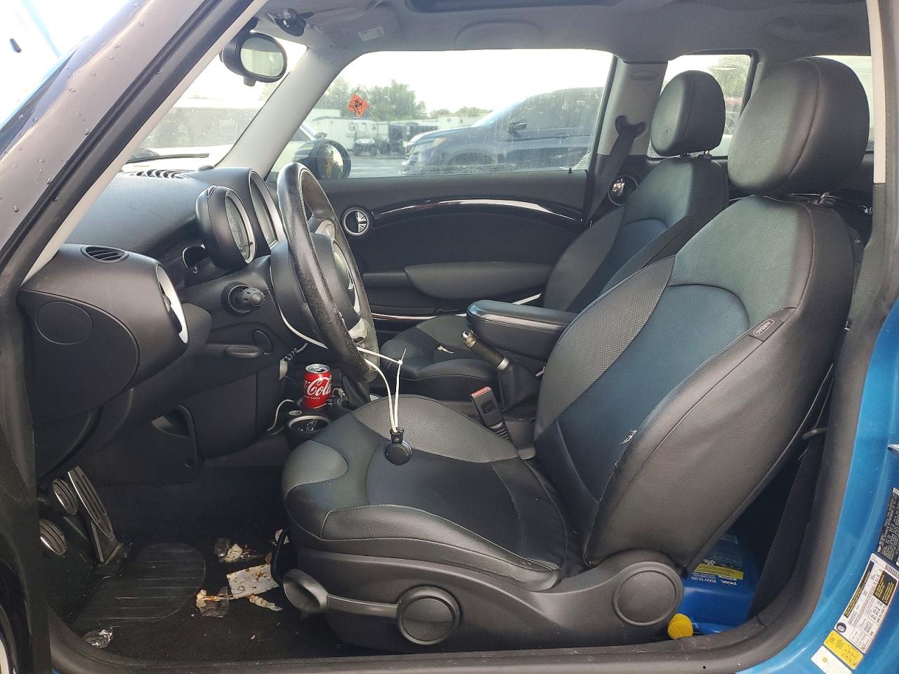 2009 Mini Cooper S Clubman Blue vin: WMWMM33509TP73199
