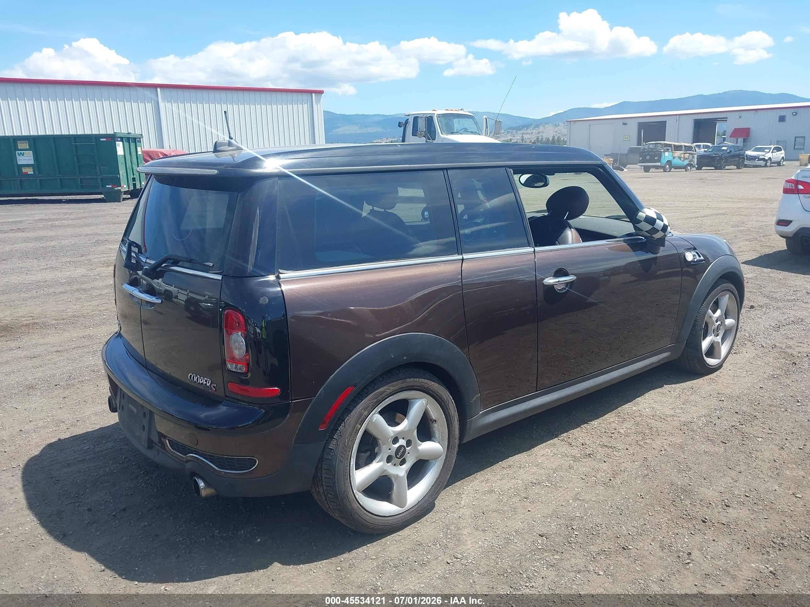 2008 Mini Cooper S Clubman   Brown vin: WMWMM33528TP88253