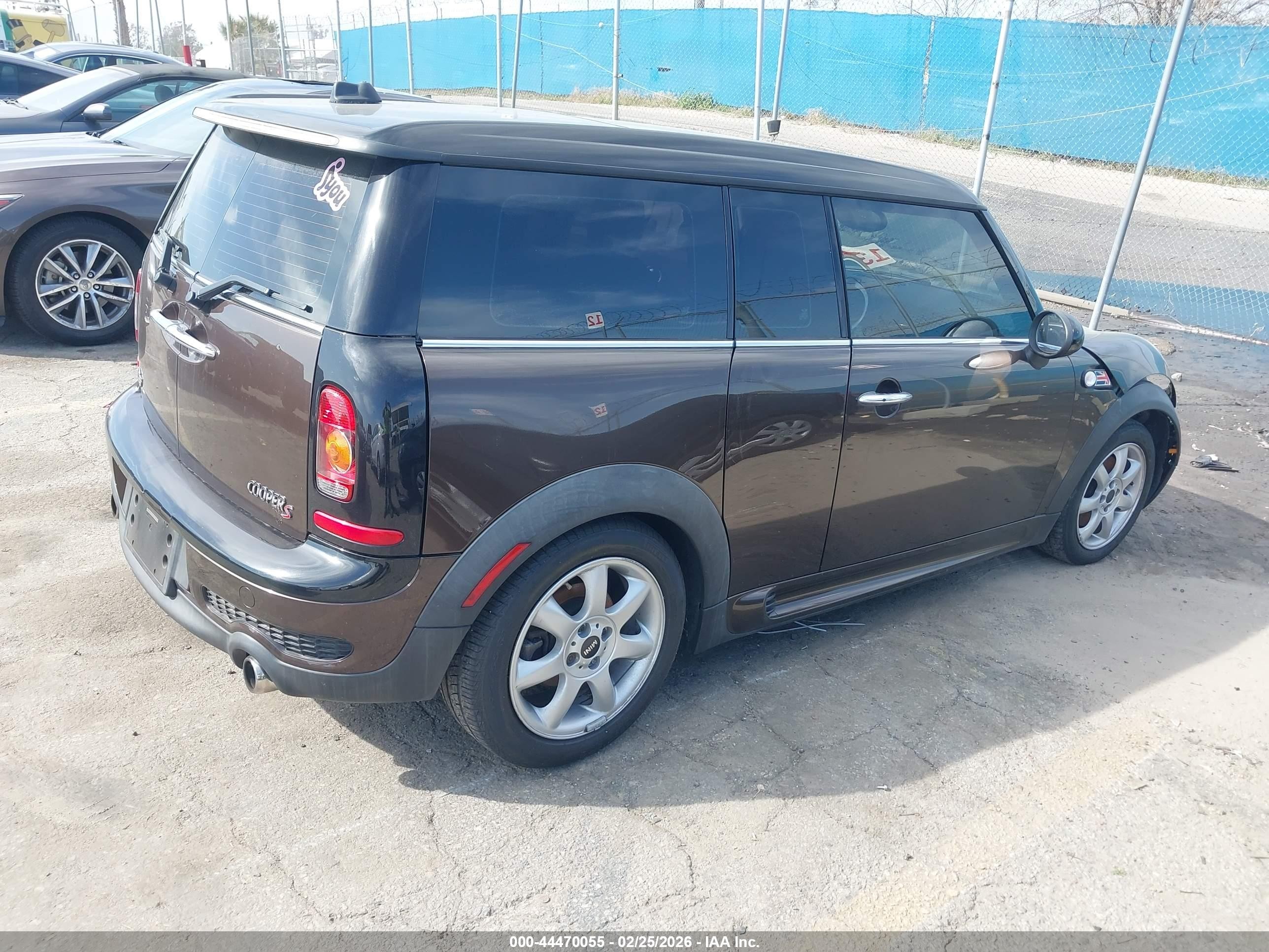 2008 Mini Cooper S Clubman   Champagne vin: WMWMM33538TP71154