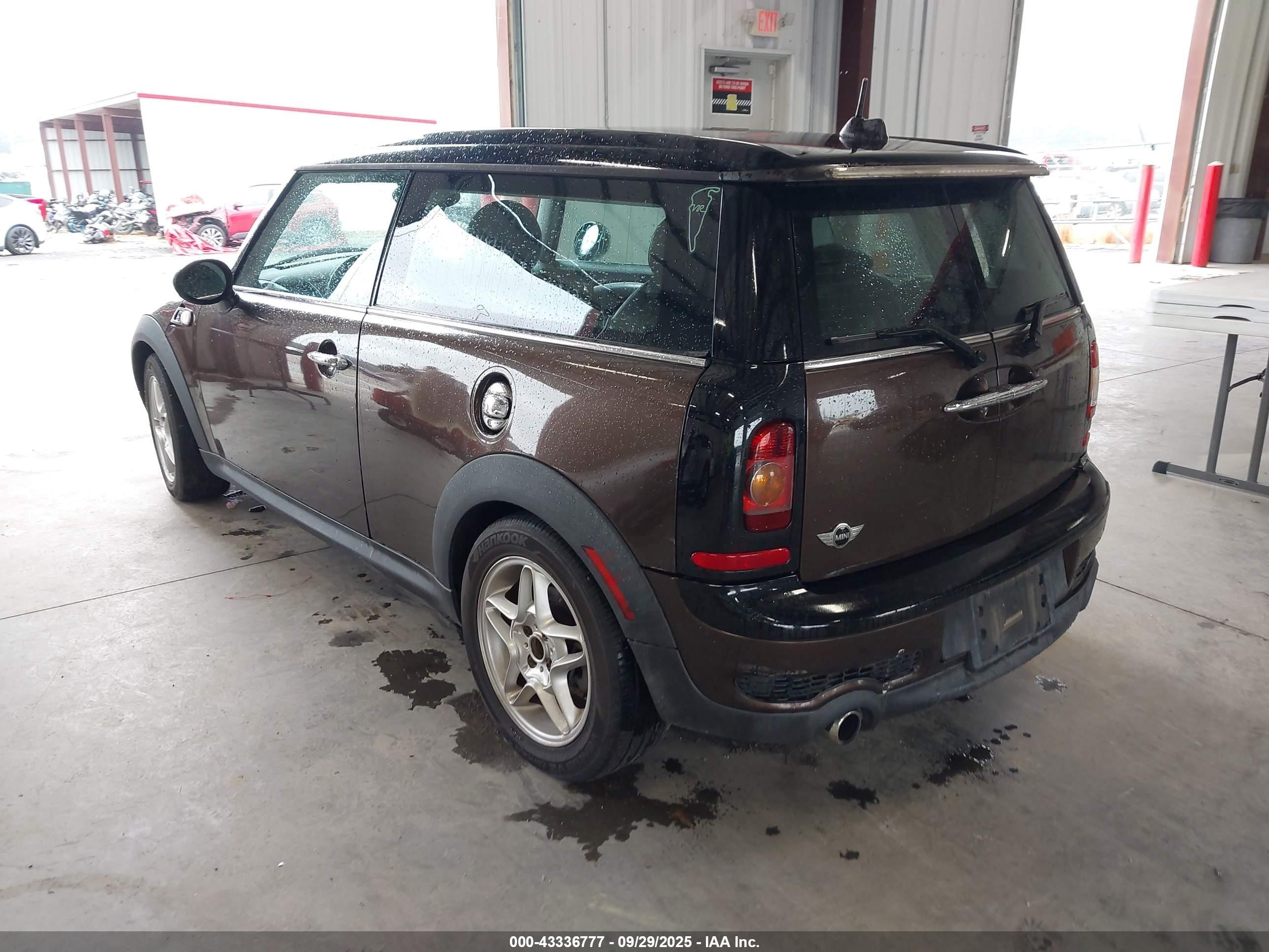 2008 Mini Cooper S Clubman   Dark Brown vin: WMWMM33538TP71235