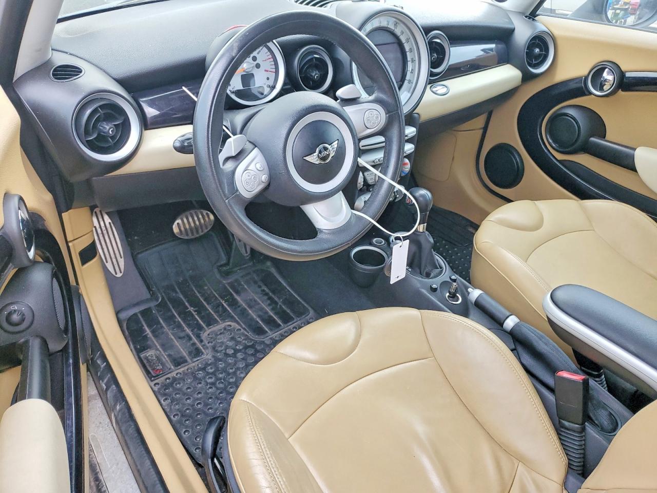 2009 Mini Cooper S Clubman Бежевый vin: WMWMM33539TP90336