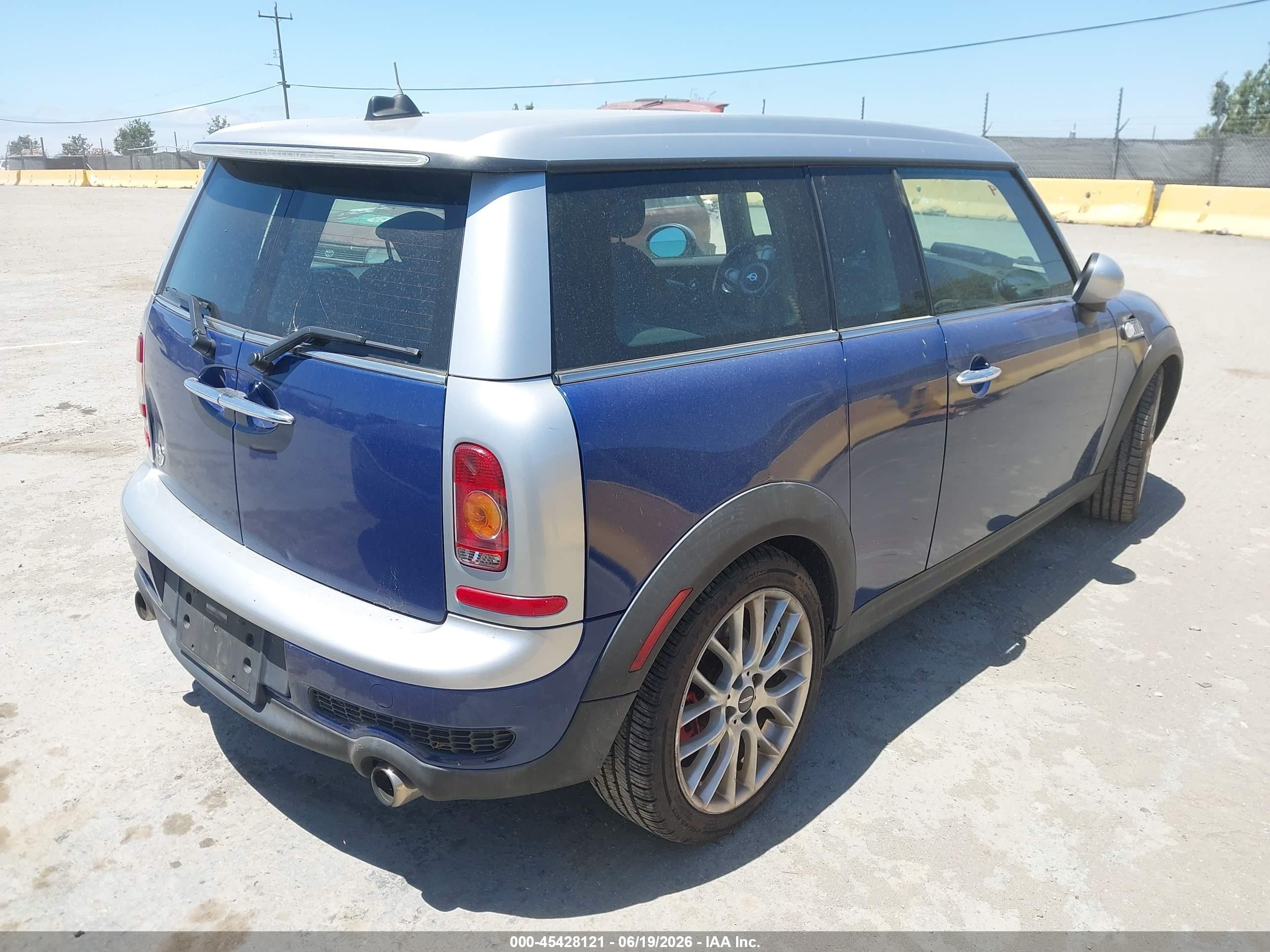 2008 Mini Cooper S Clubman   Dark Blue vin: WMWMM33548TP89663