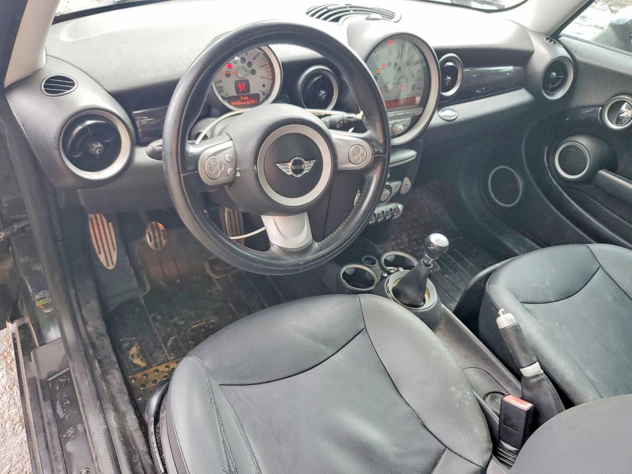 2008 Mini Cooper S Clubman Two Tone vin: WMWMM33578TP72307