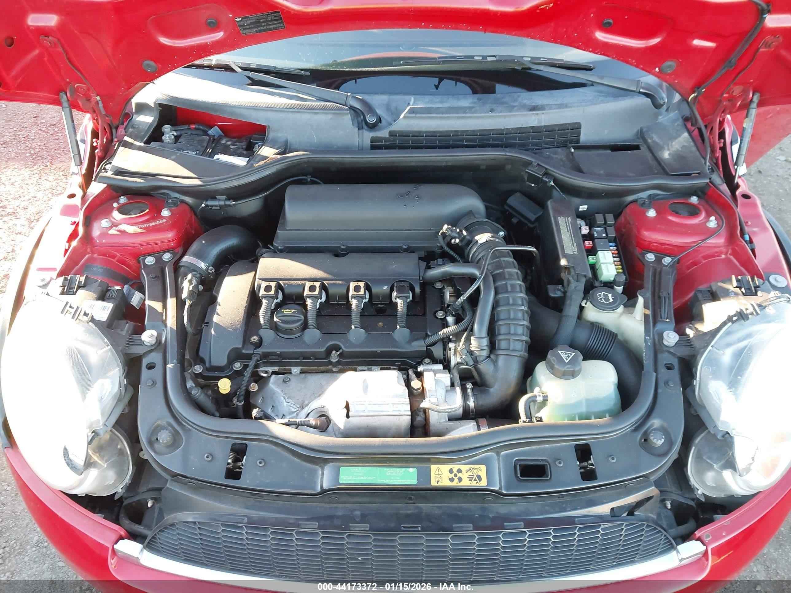 2008 Mini Cooper S Clubman   Red vin: WMWMM33578TP88460