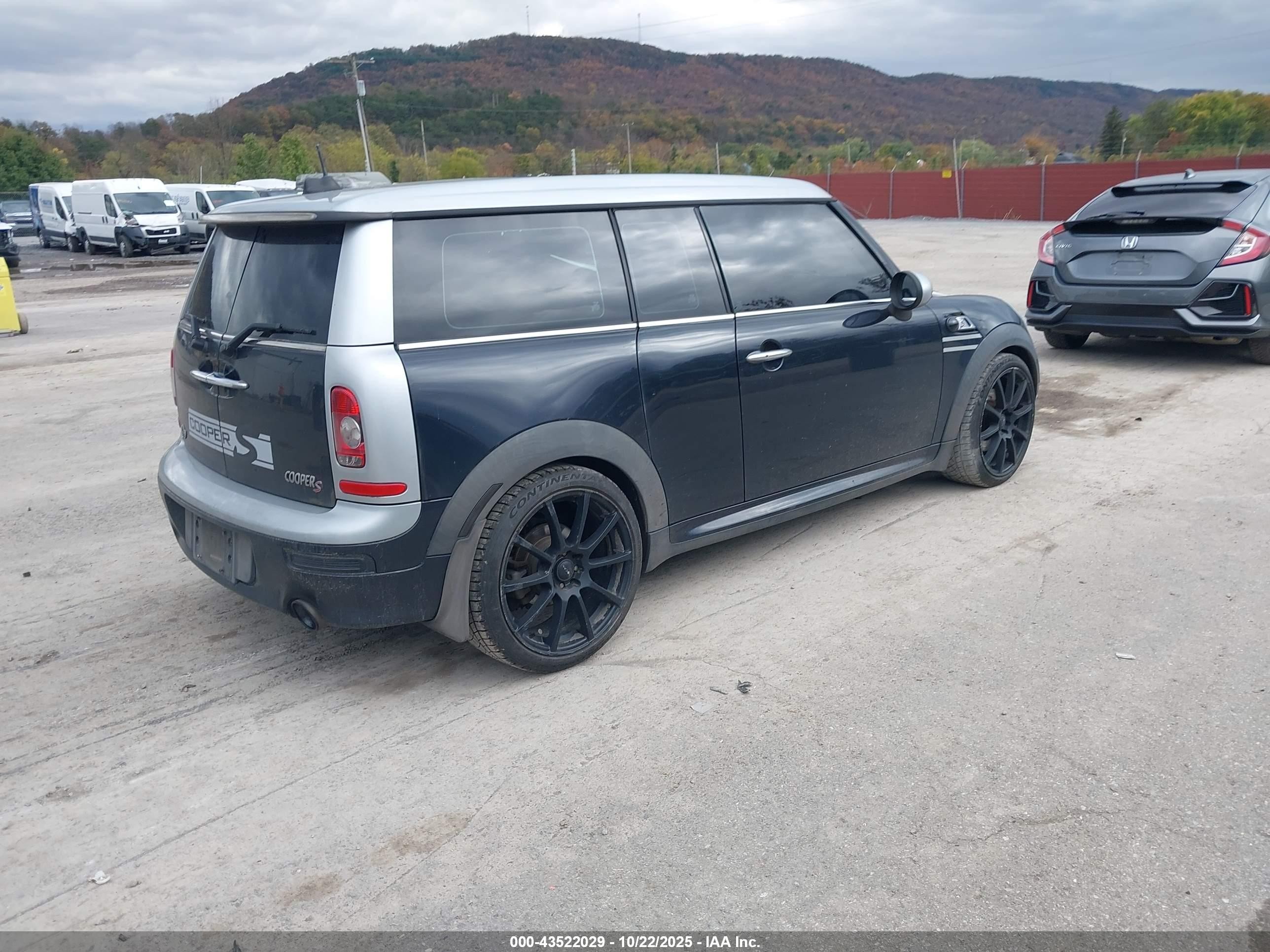 2008 Mini Cooper S Clubman   Black vin: WMWMM33588TP70534