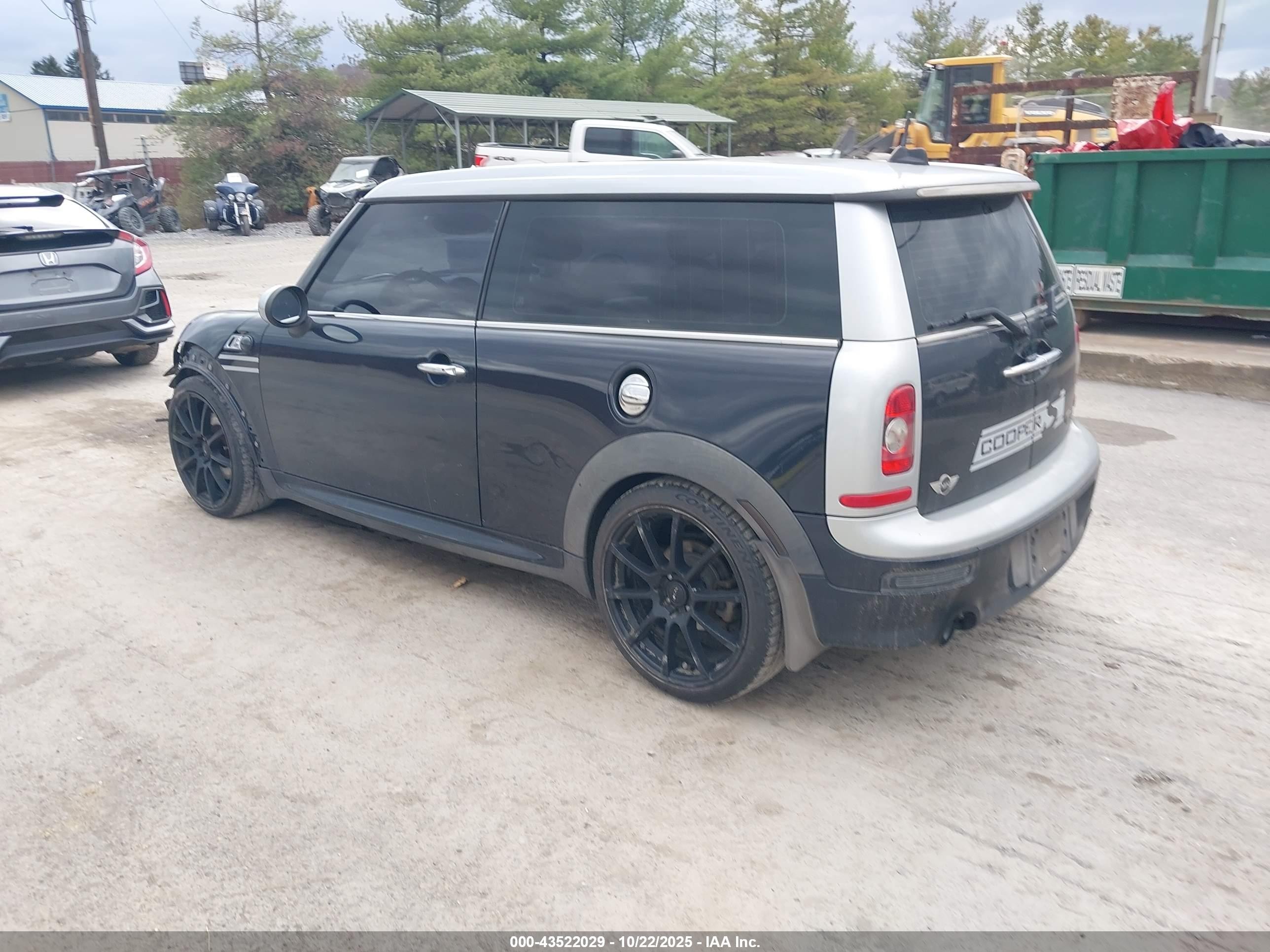 2008 Mini Cooper S Clubman   Black vin: WMWMM33588TP70534