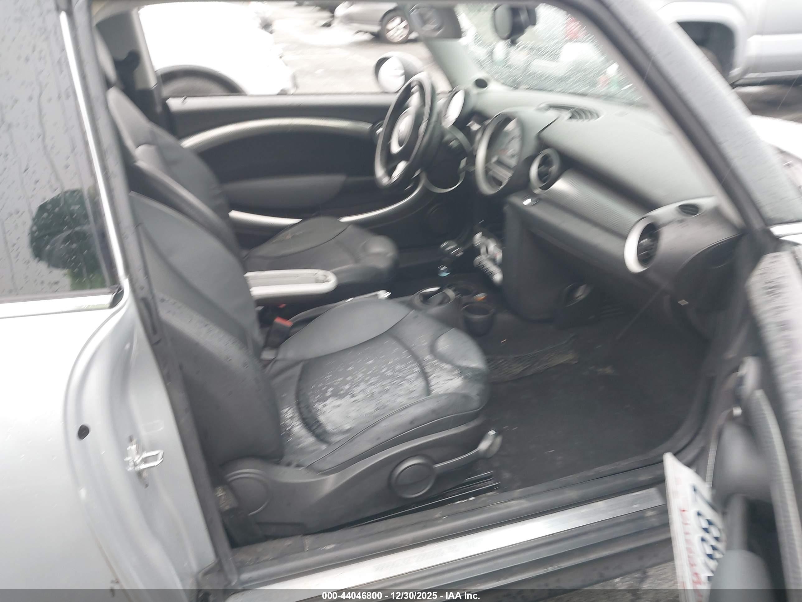 2008 Mini Cooper S Clubman   Gray vin: WMWMM33588TP87396