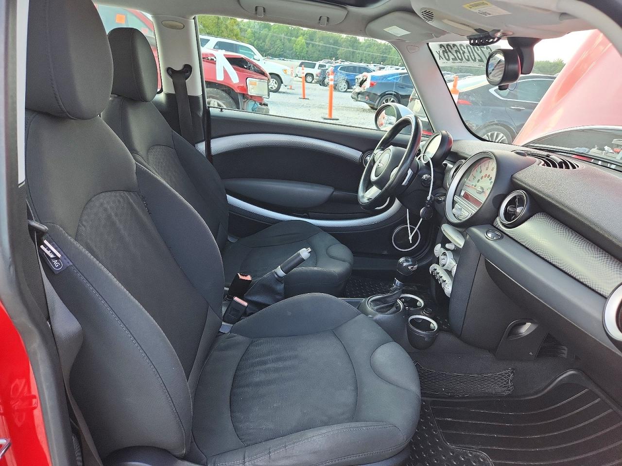 2009 Mini Cooper S Clubman Red vin: WMWMM33589TP90204