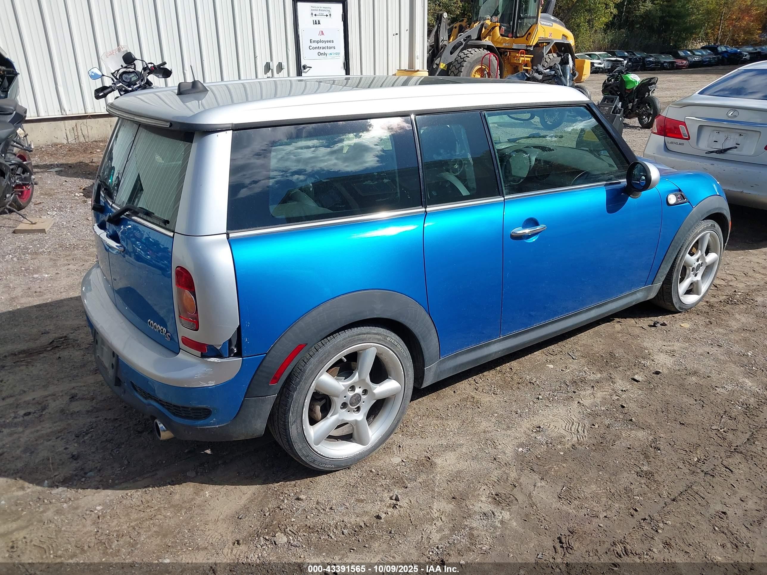 2008 Mini Cooper S Clubman   Blue vin: WMWMM33598TP70932