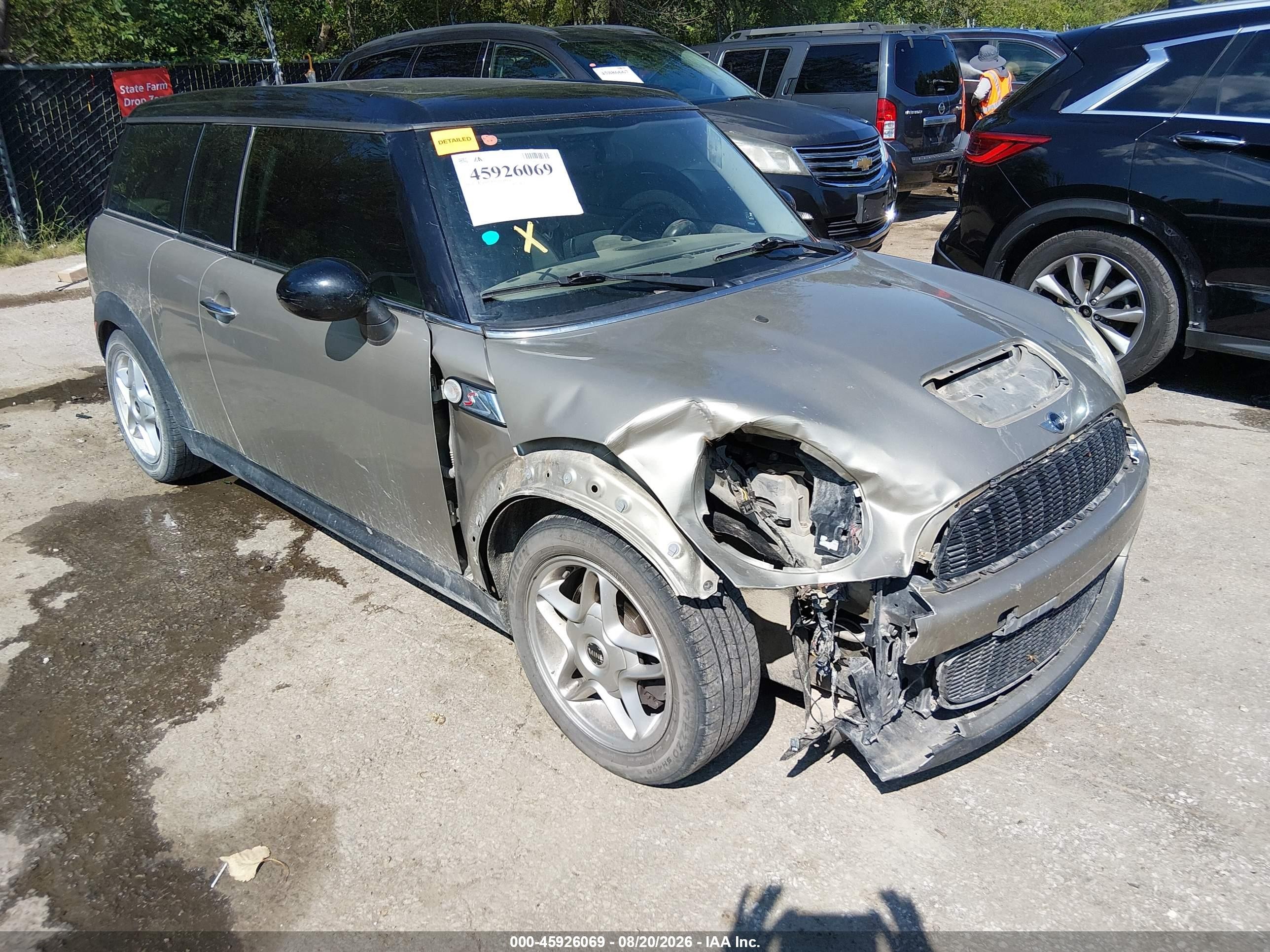 2009 Mini Cooper S Clubman Gold vin: WMWMM33599TP93497