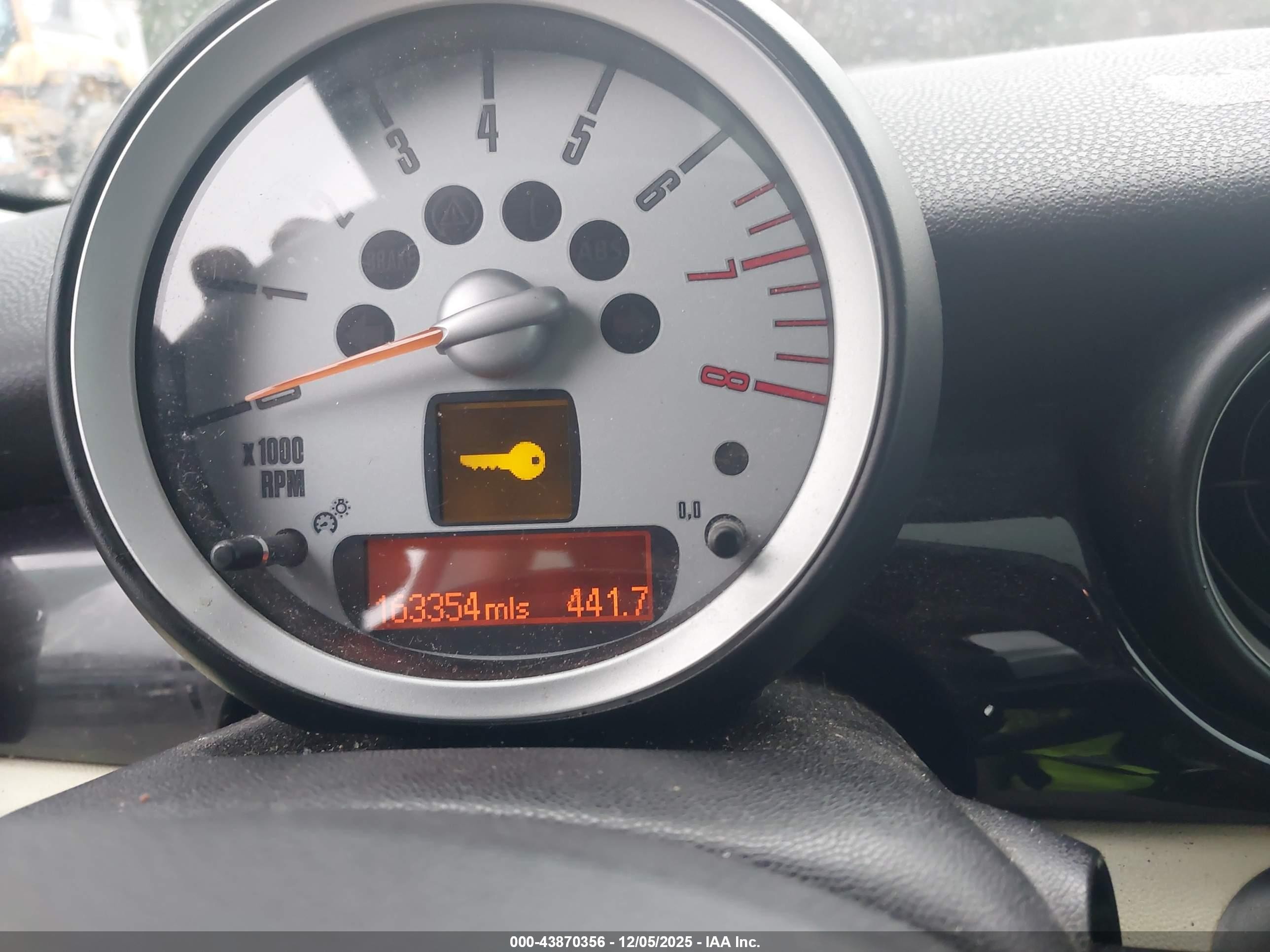 2008 Mini Cooper S Clubman   Champagne vin: WMWMM335X8TP87531