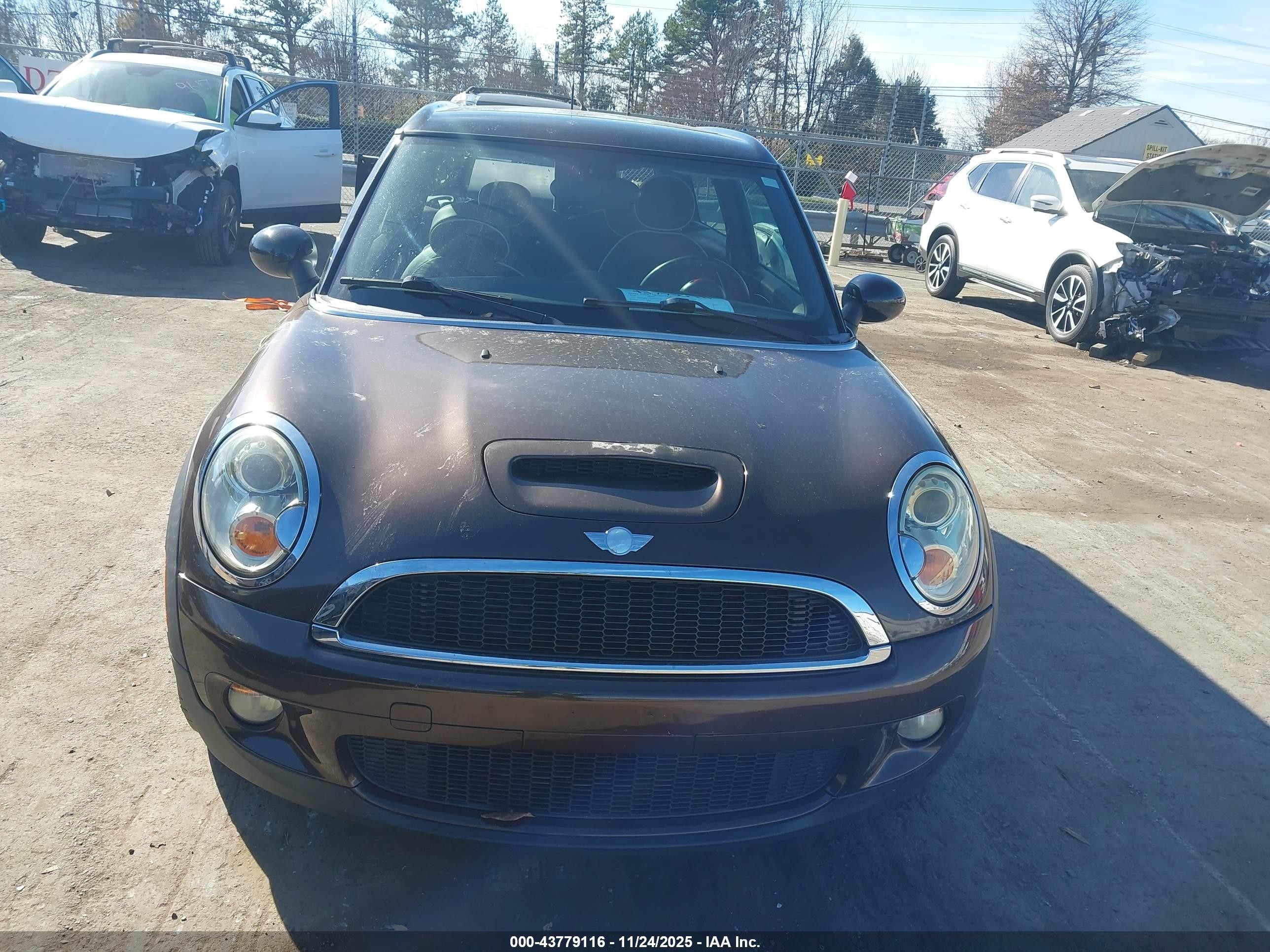 2008 Mini Cooper S Clubman   Brown vin: WMWMM335X8TP87786