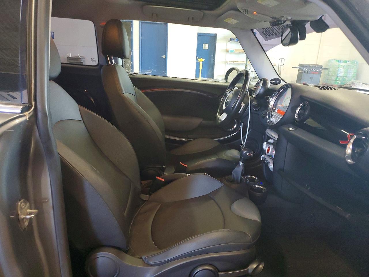 2010 Mini Cooper S Clubman Gray vin: WMWMM3C50ATZ32890