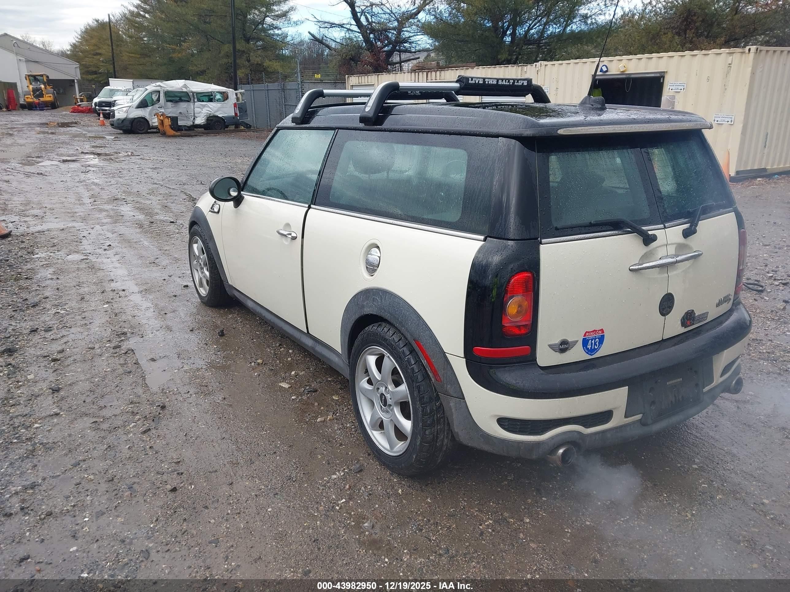 2010 Mini Cooper S Clubman   White vin: WMWMM3C50ATZ33179