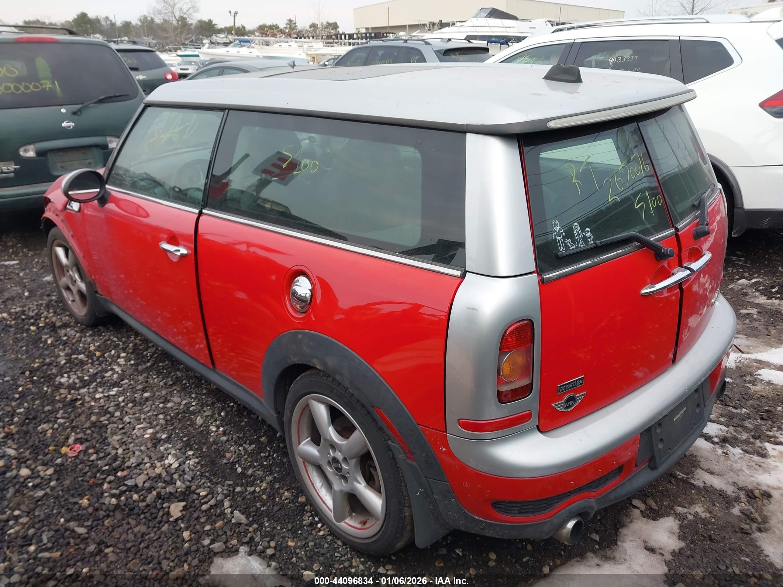 2010 Mini Cooper S Clubman   Red vin: WMWMM3C51ATP75399