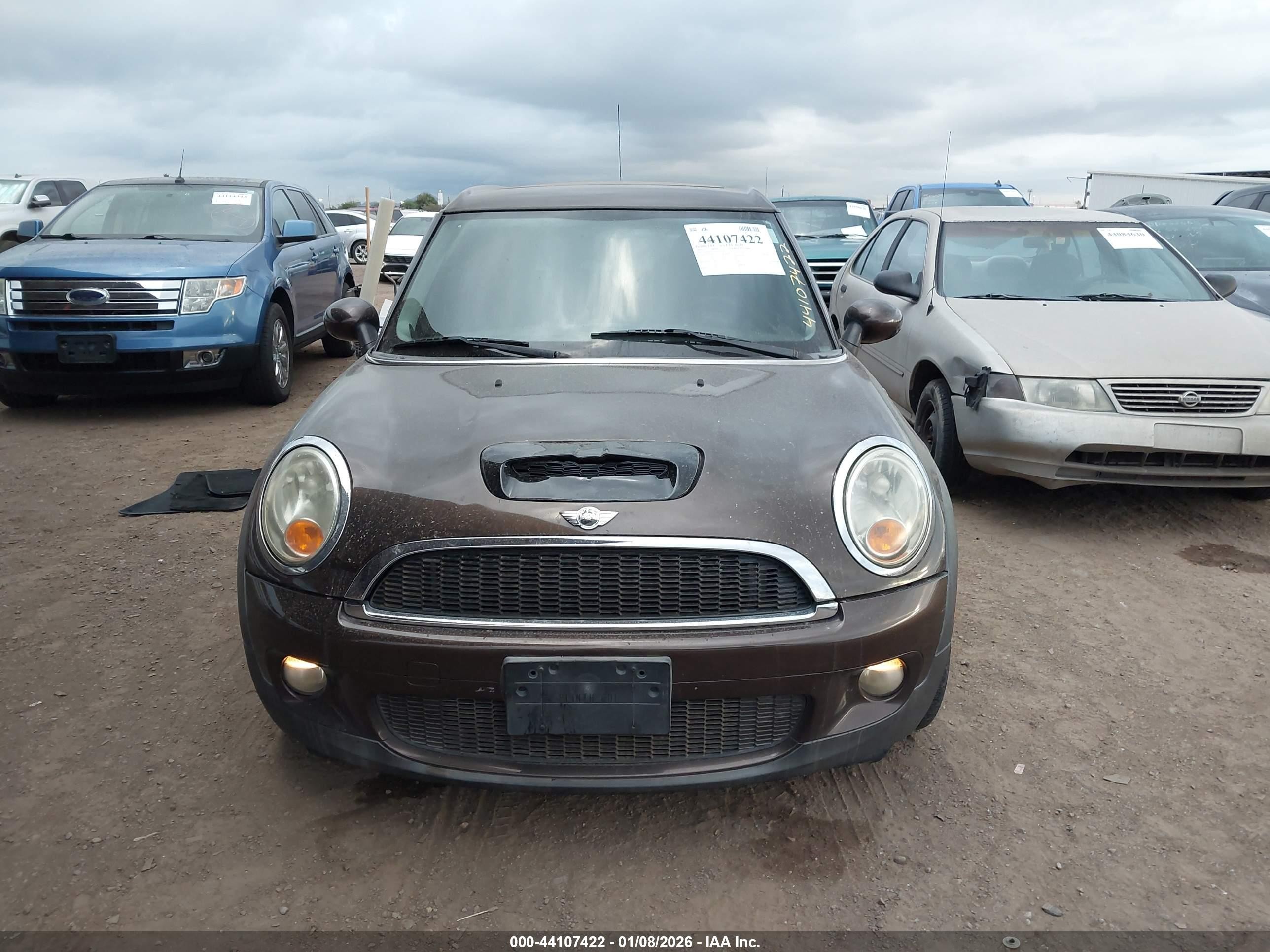 2010 Mini Cooper S Clubman   Brown vin: WMWMM3C51ATZ33126