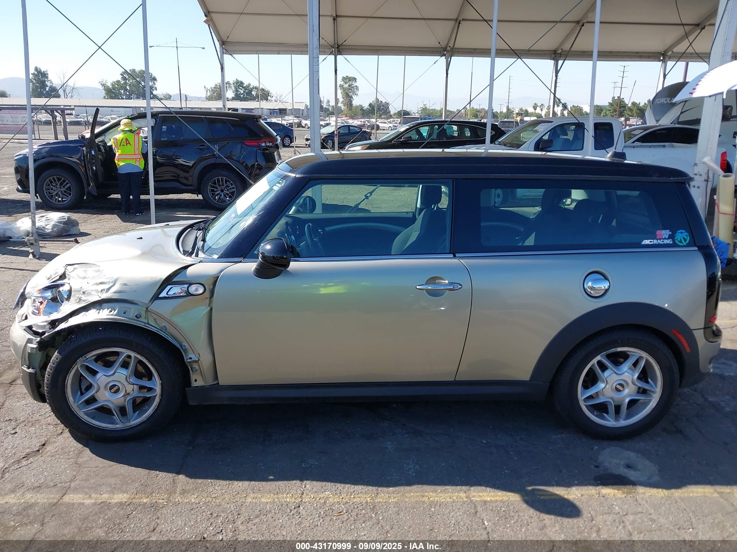 2010 Mini Cooper S Clubman   Champagne vin: WMWMM3C53ATP93774
