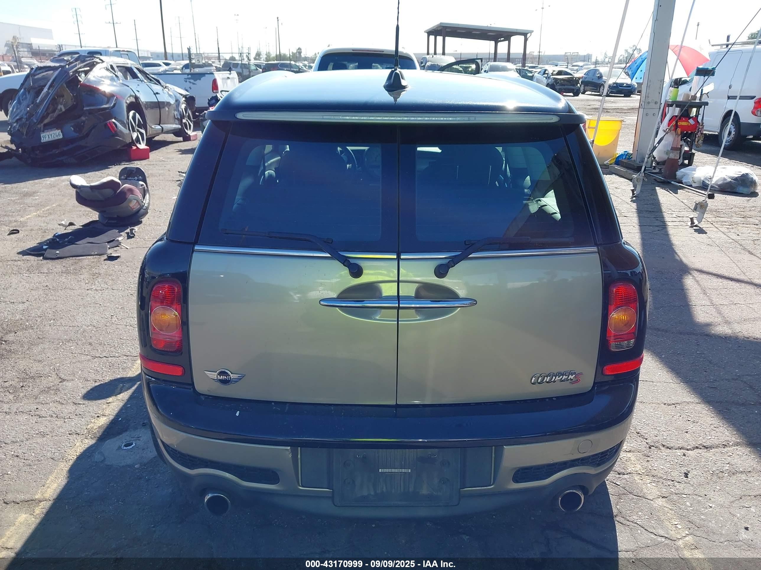 2010 Mini Cooper S Clubman   Champagne vin: WMWMM3C53ATP93774